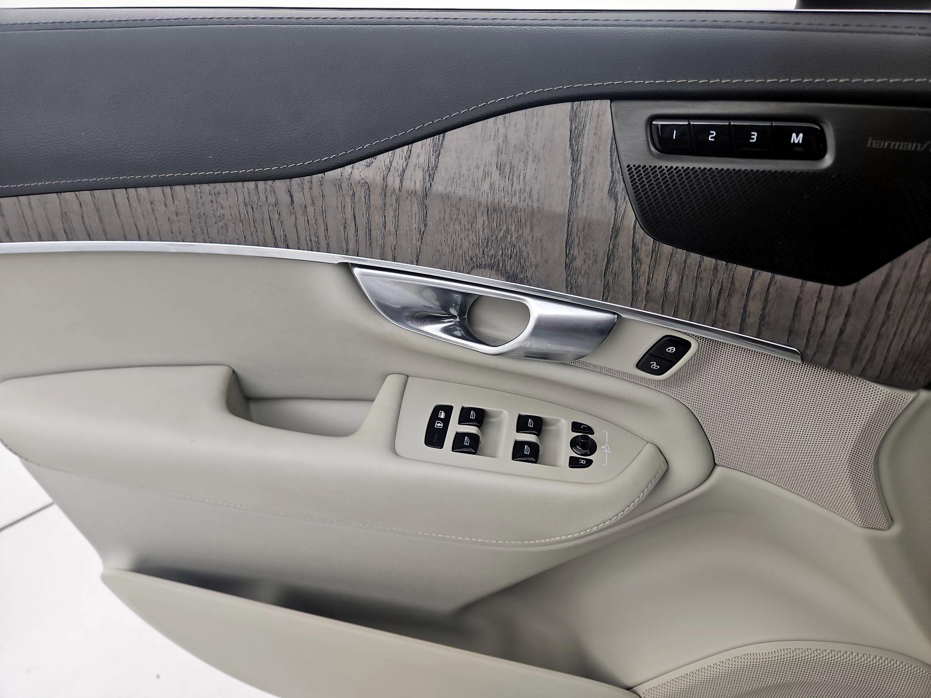Thumbnail: 2024 Volvo XC90 - 12