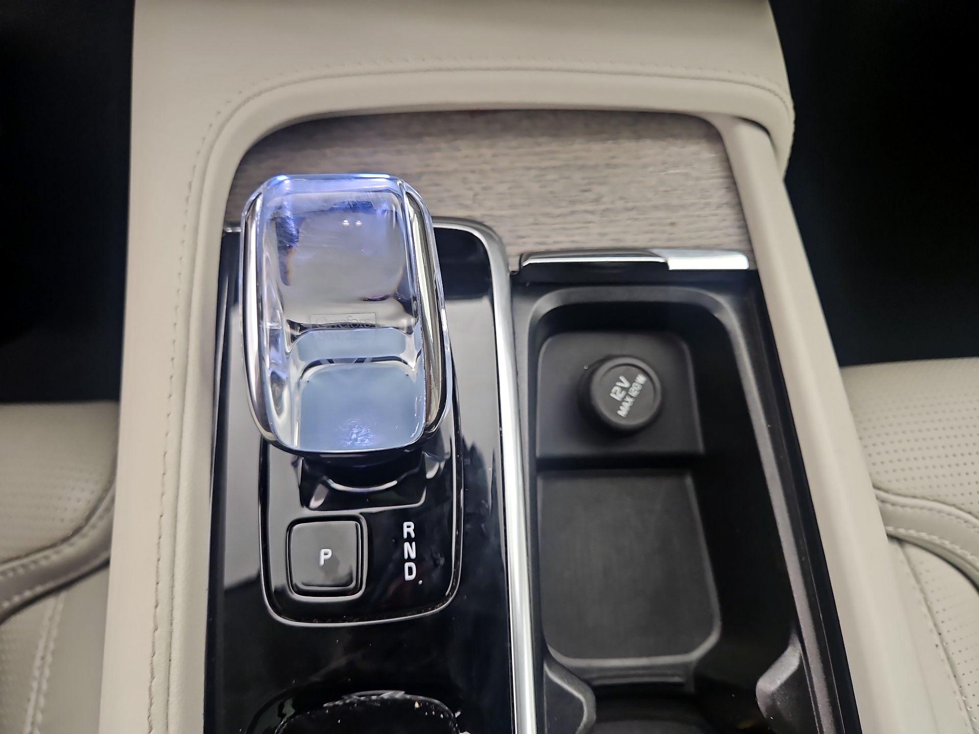 Thumbnail: 2024 Volvo XC90 - 18