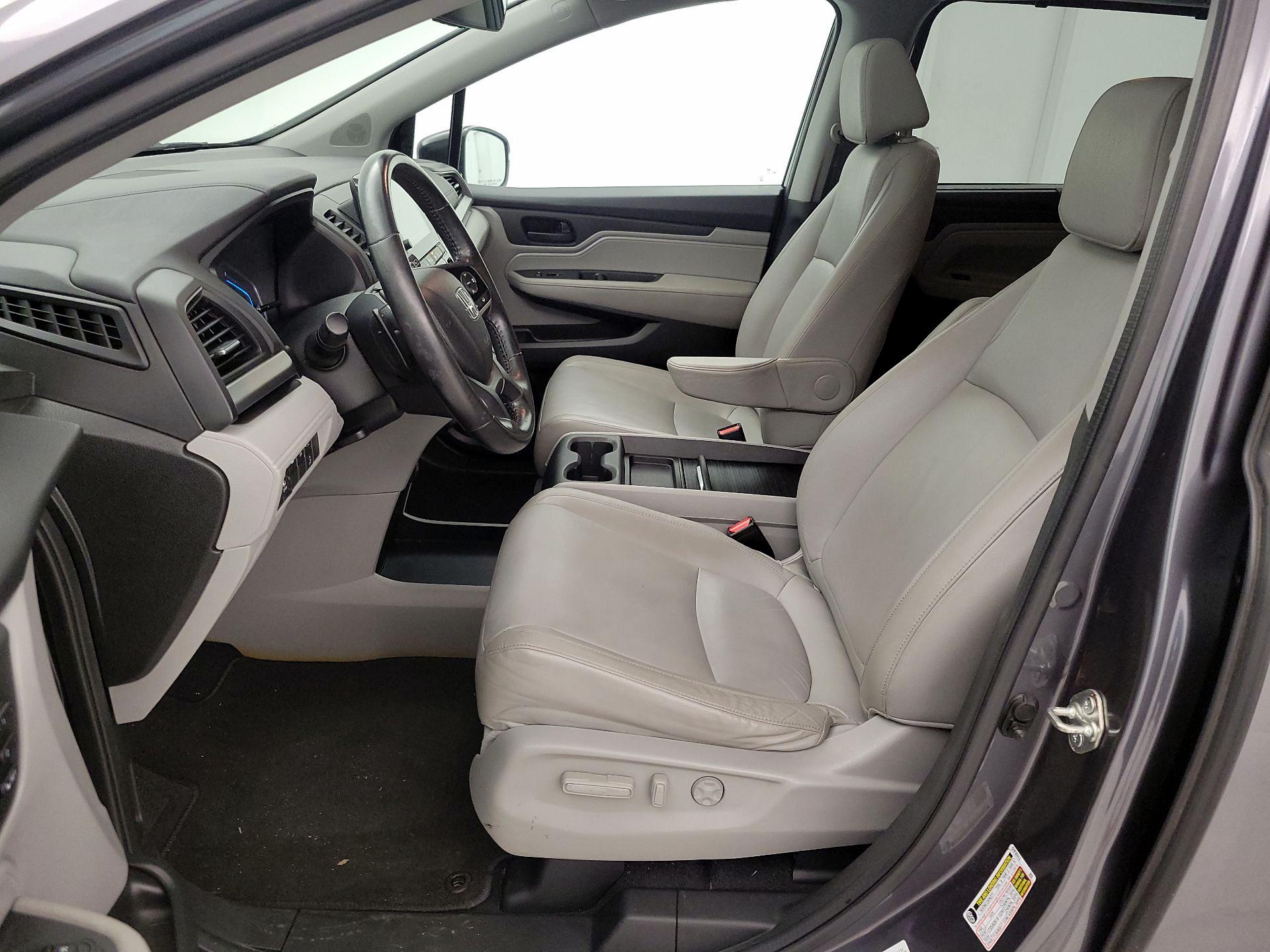 Thumbnail: 2018 Honda Odyssey - 11