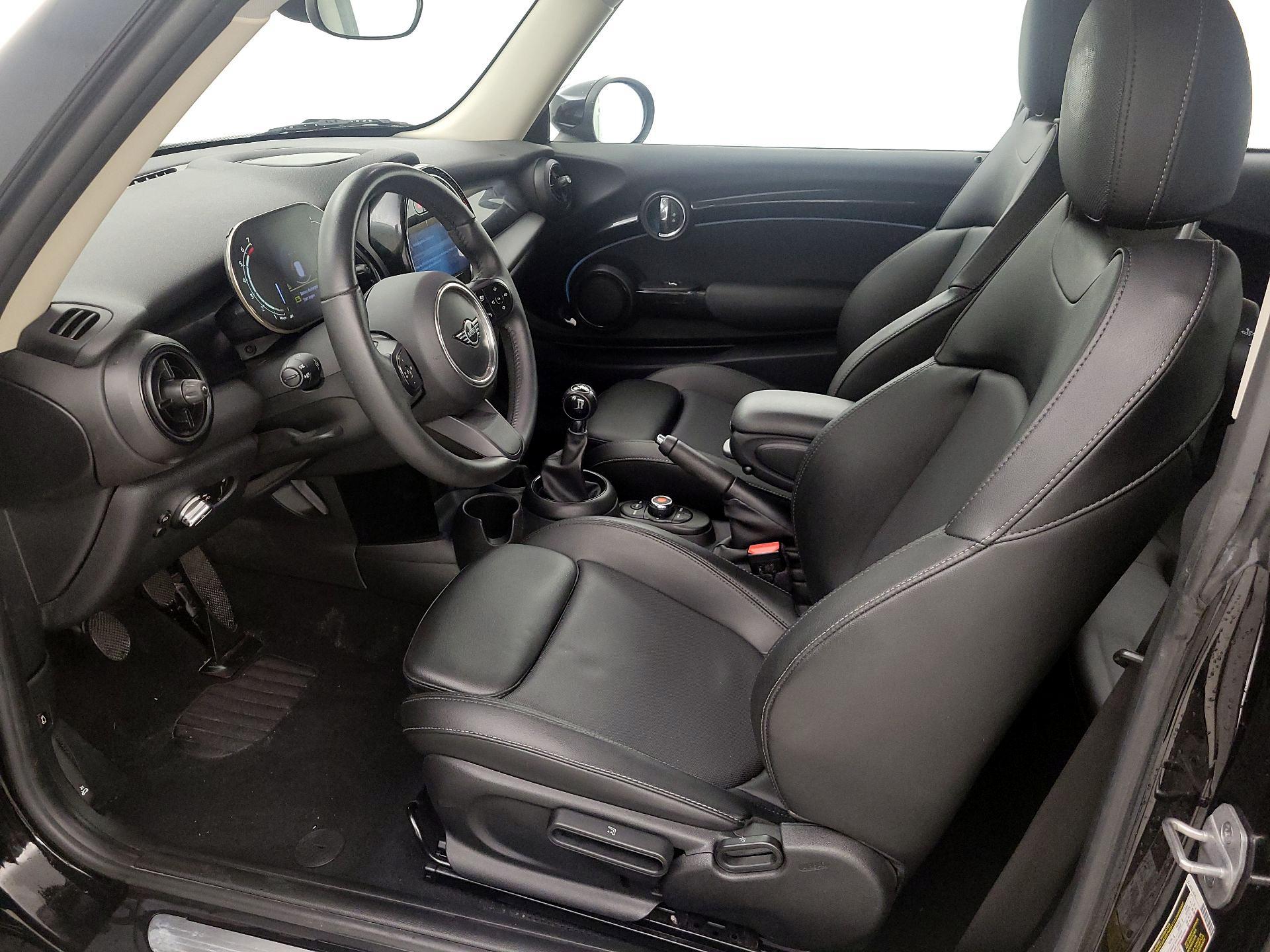 Thumbnail: 2022 MINI Cooper Hardtop - 11