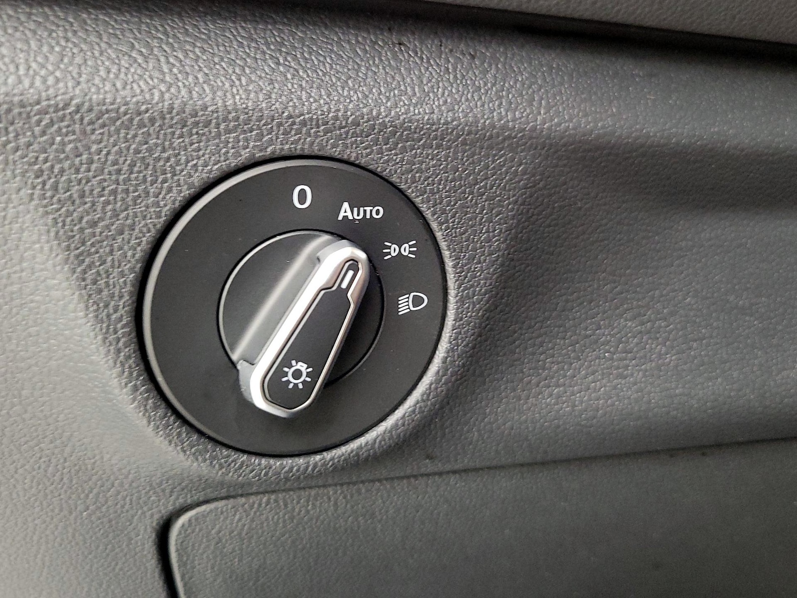 2025 Volkswagen Jetta S - Photo 14
