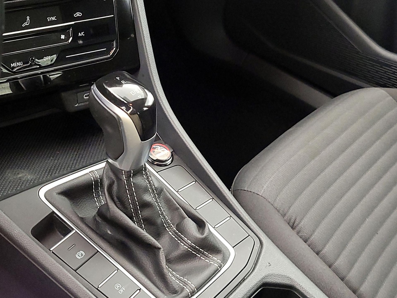 2025 Volkswagen Jetta S - Photo 18