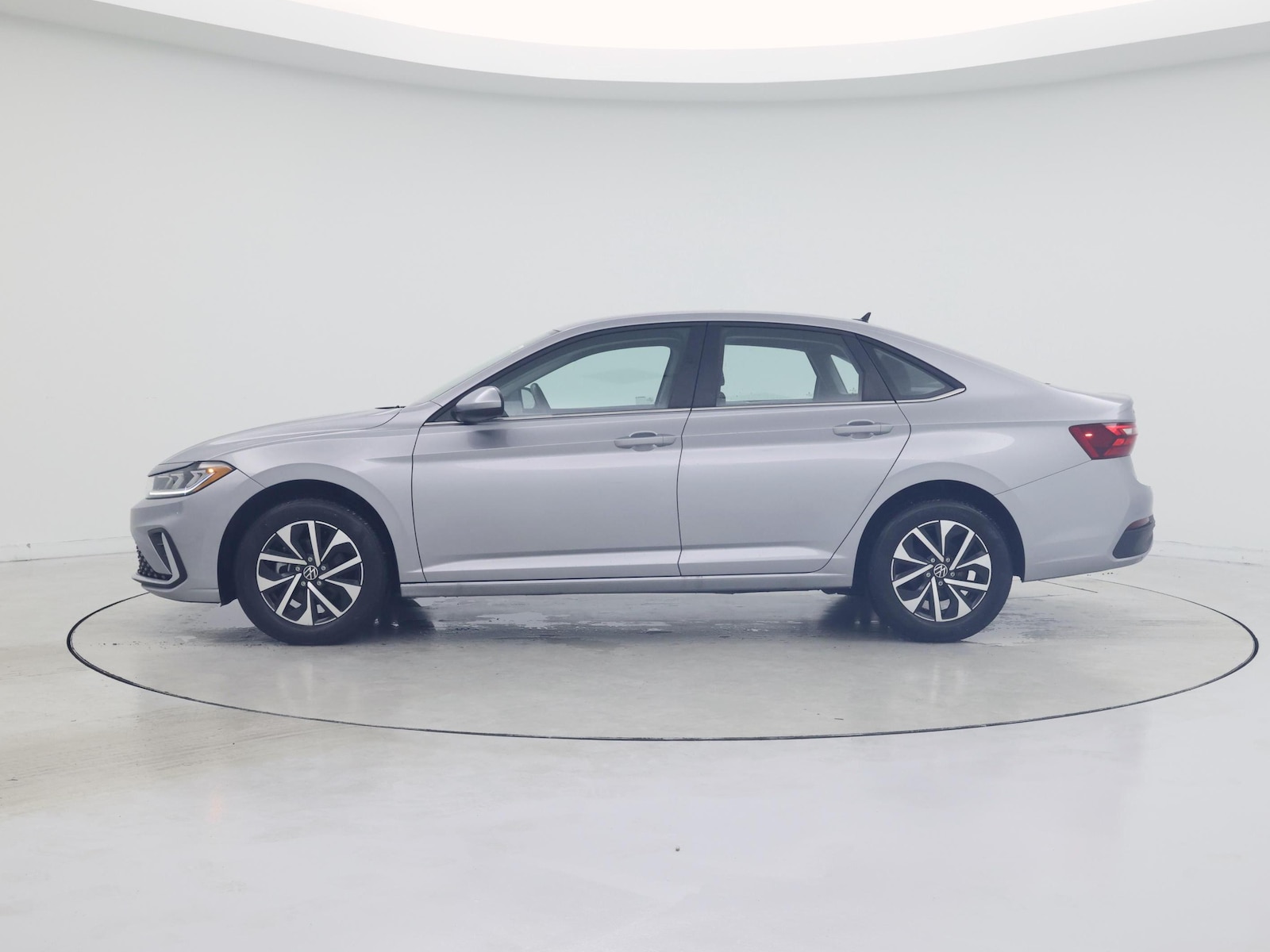 2025 Volkswagen Jetta S - Photo 4