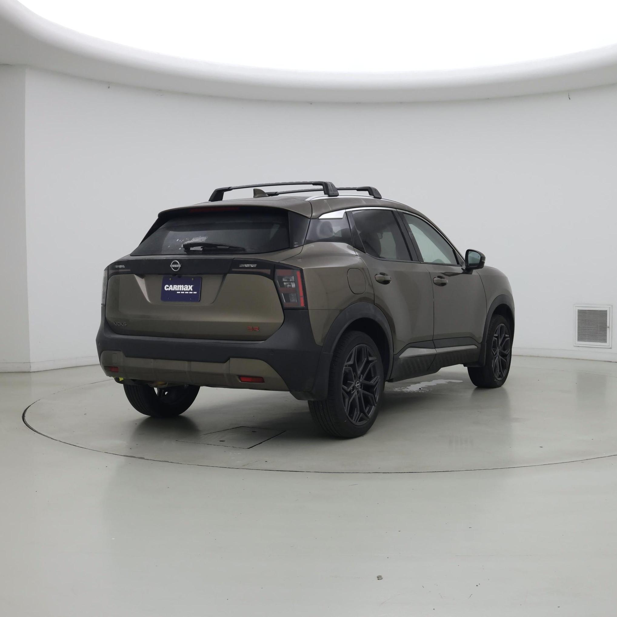 Thumbnail: 2025 Nissan Kicks - 8