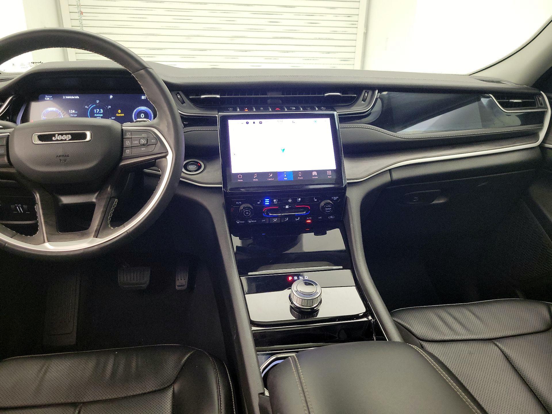 Thumbnail: 2023 Jeep Grand Cherokee L - 9