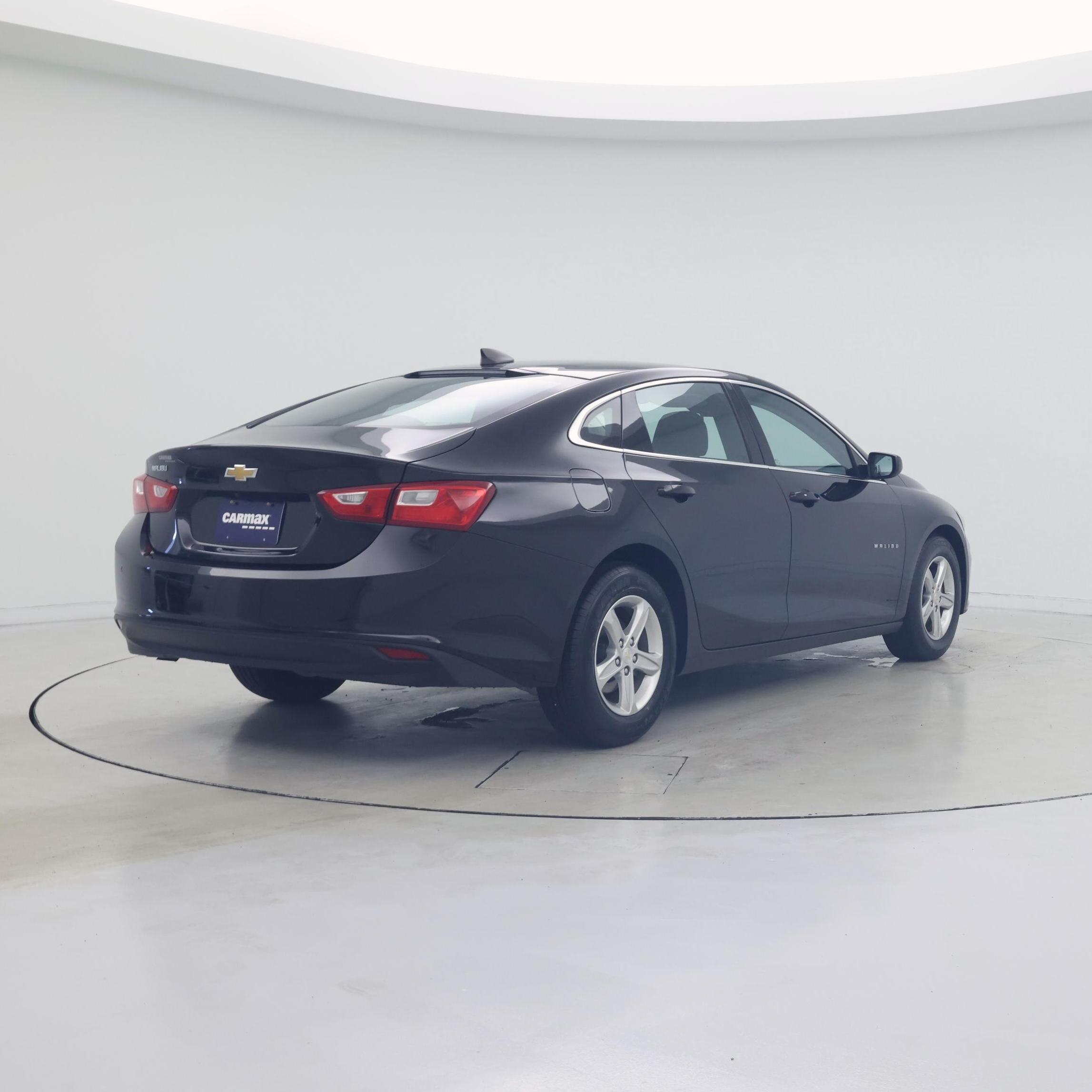 Thumbnail: 2022 Chevrolet Malibu - 8