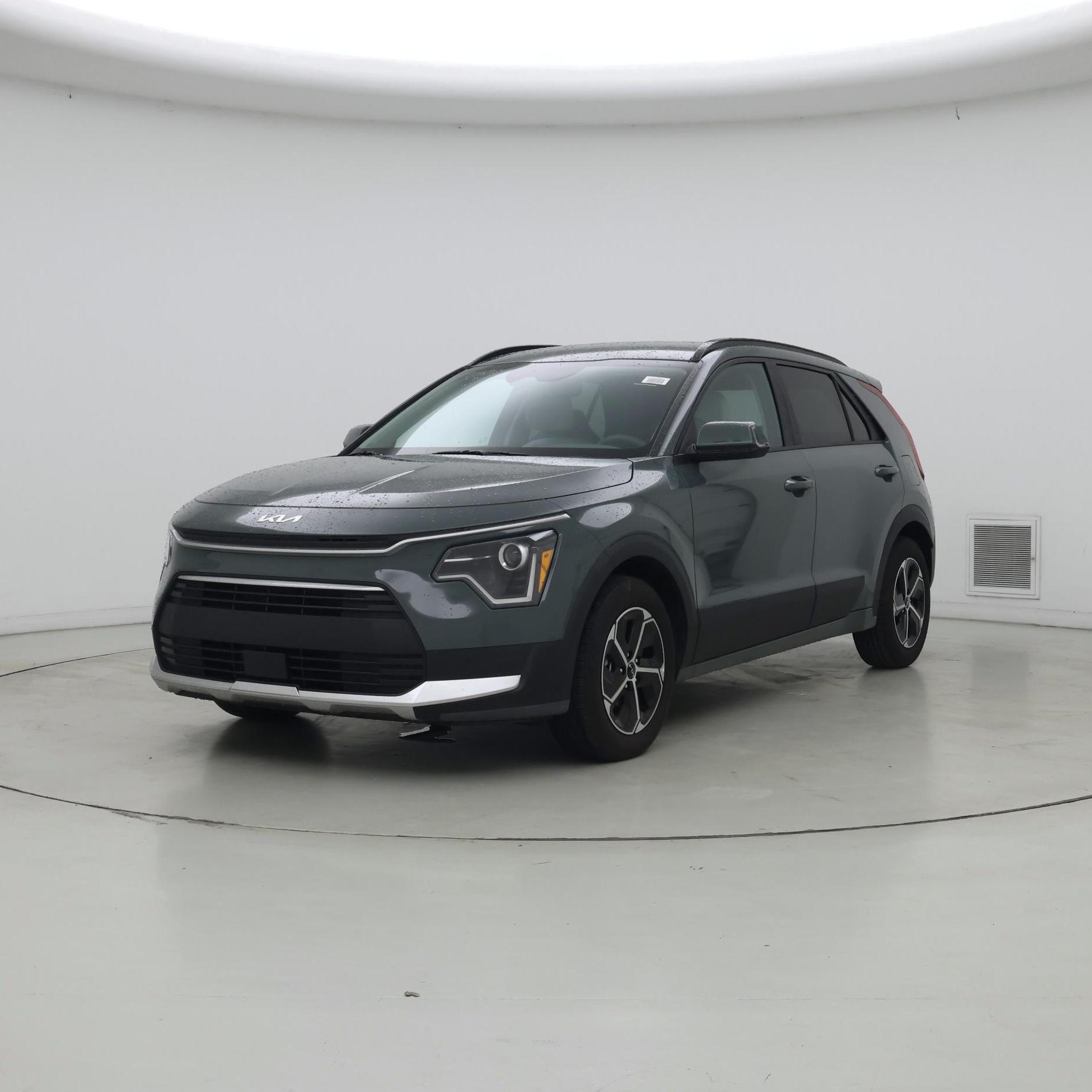 Thumbnail: 2025 Kia Niro - 4