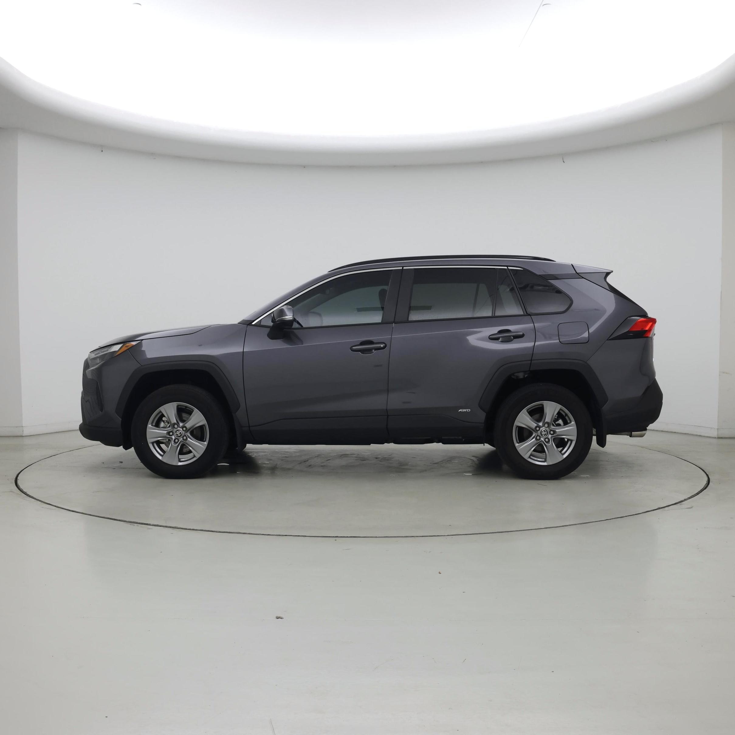 Thumbnail: 2025 Toyota RAV4 - 3
