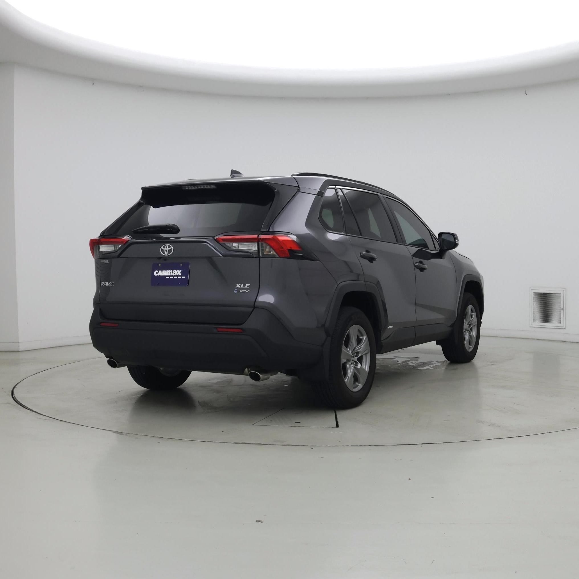 Thumbnail: 2025 Toyota RAV4 - 8
