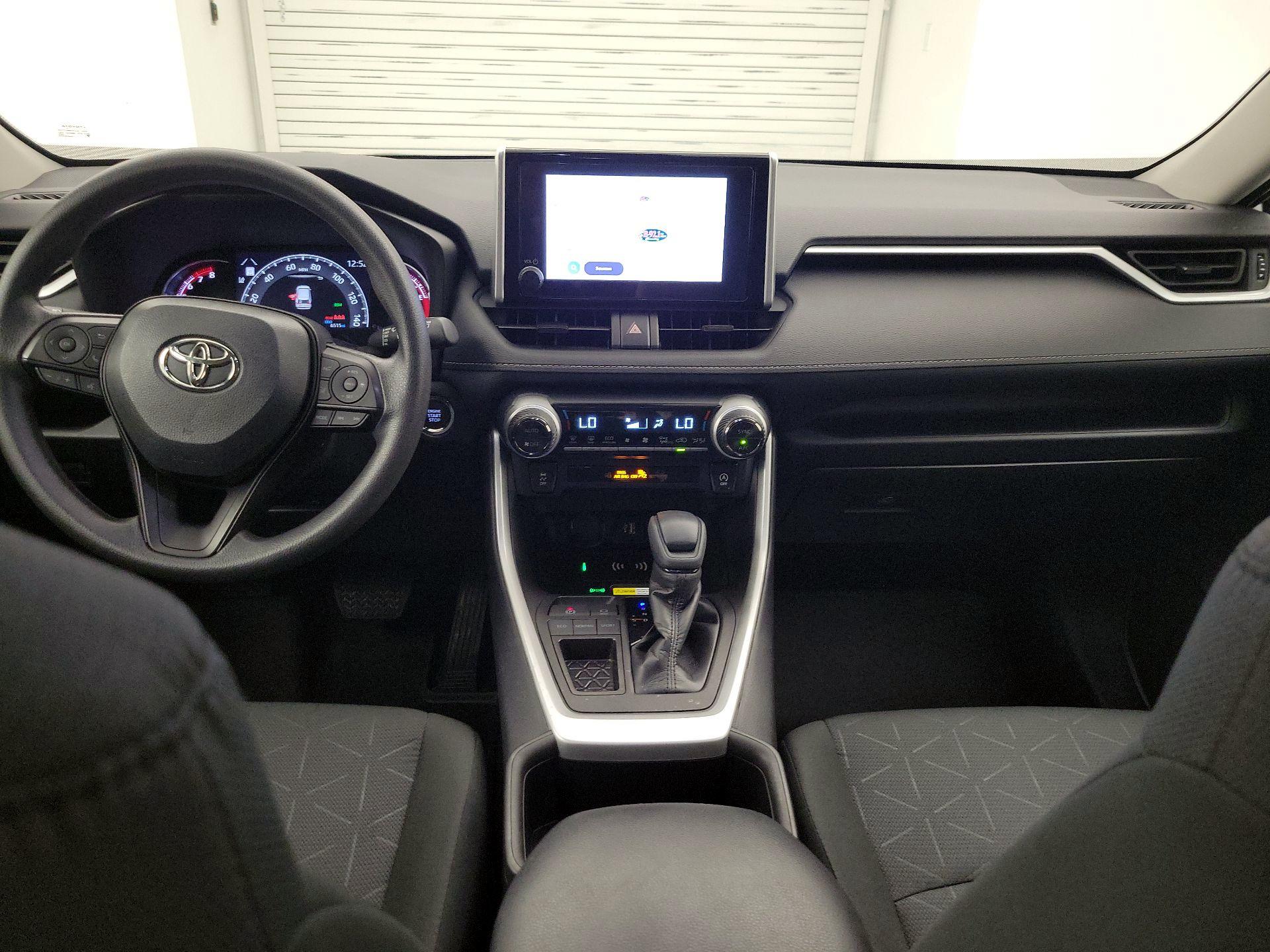 Thumbnail: 2024 Toyota RAV4 - 9
