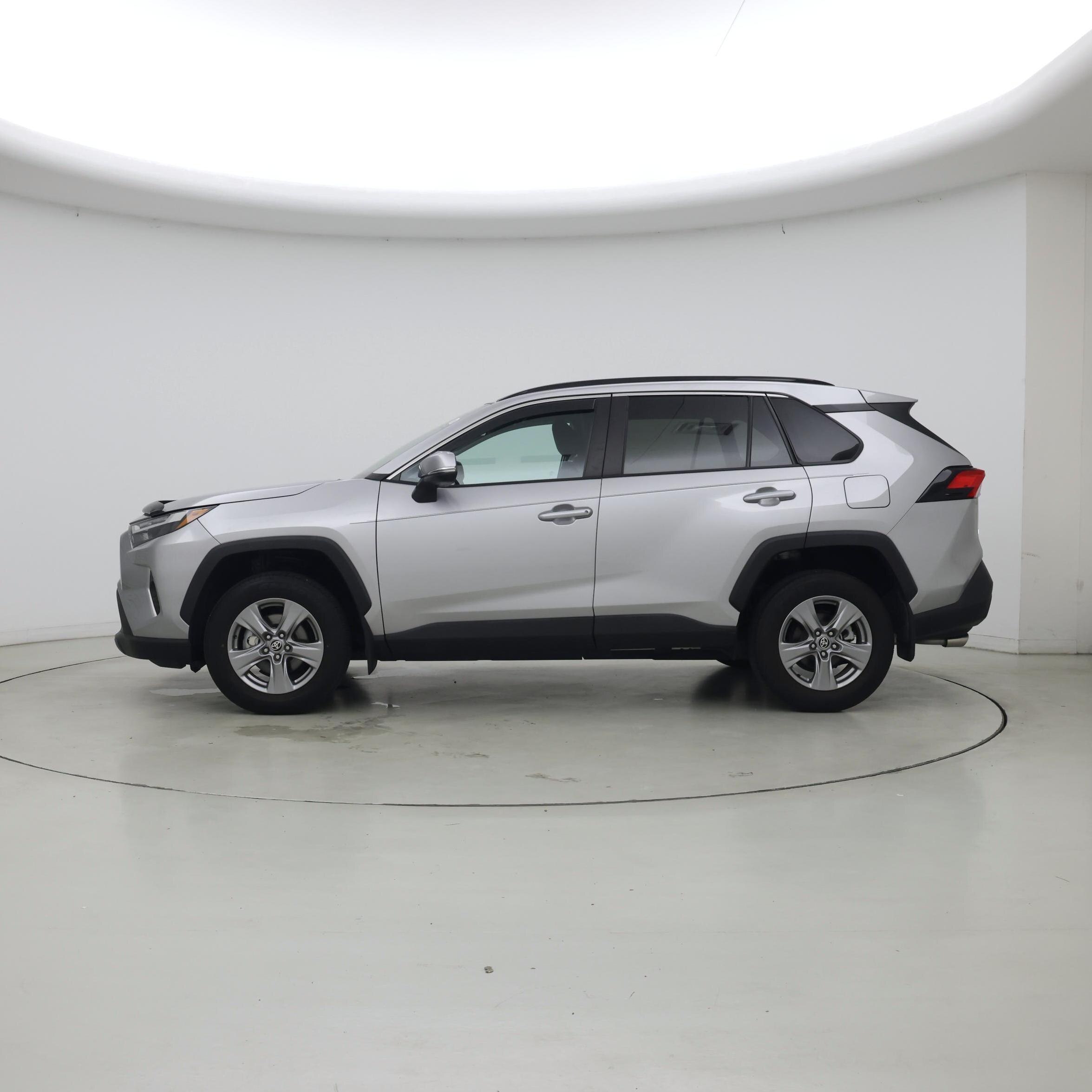 Thumbnail: 2024 Toyota RAV4 - 3