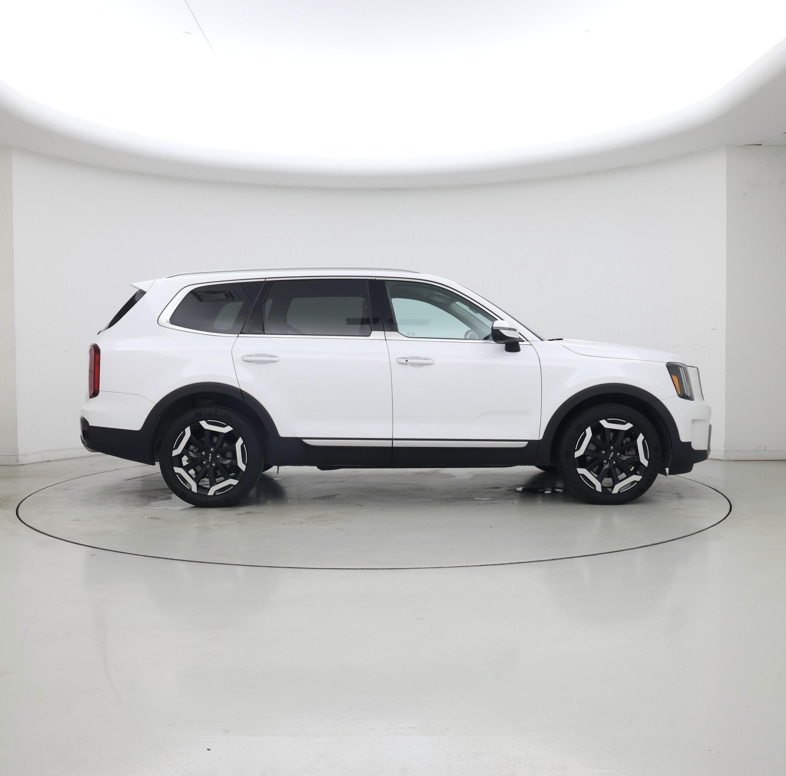 Thumbnail: 2023 Kia Telluride - 7