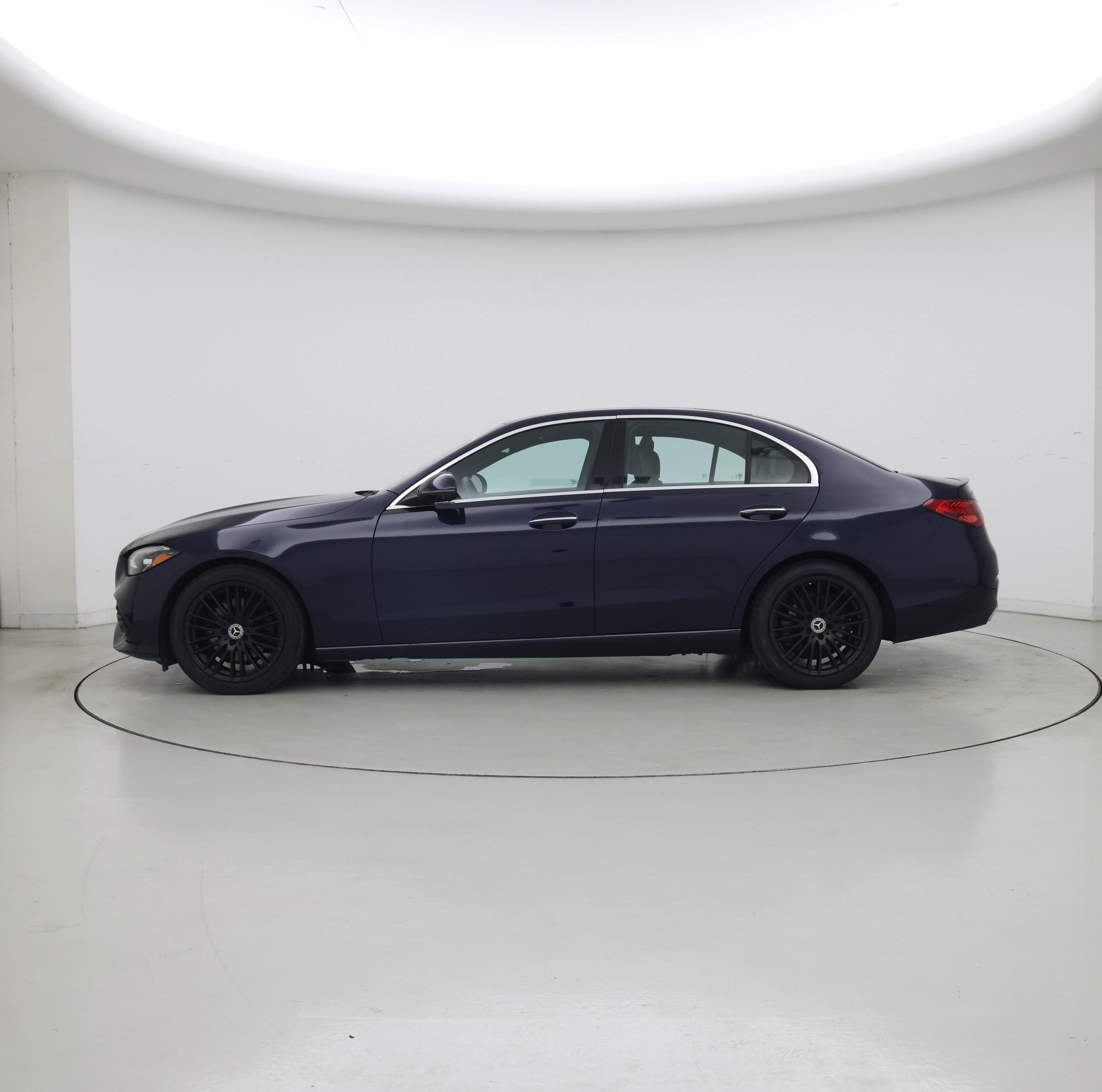 Thumbnail: 2023 Mercedes-Benz C-Class - 3
