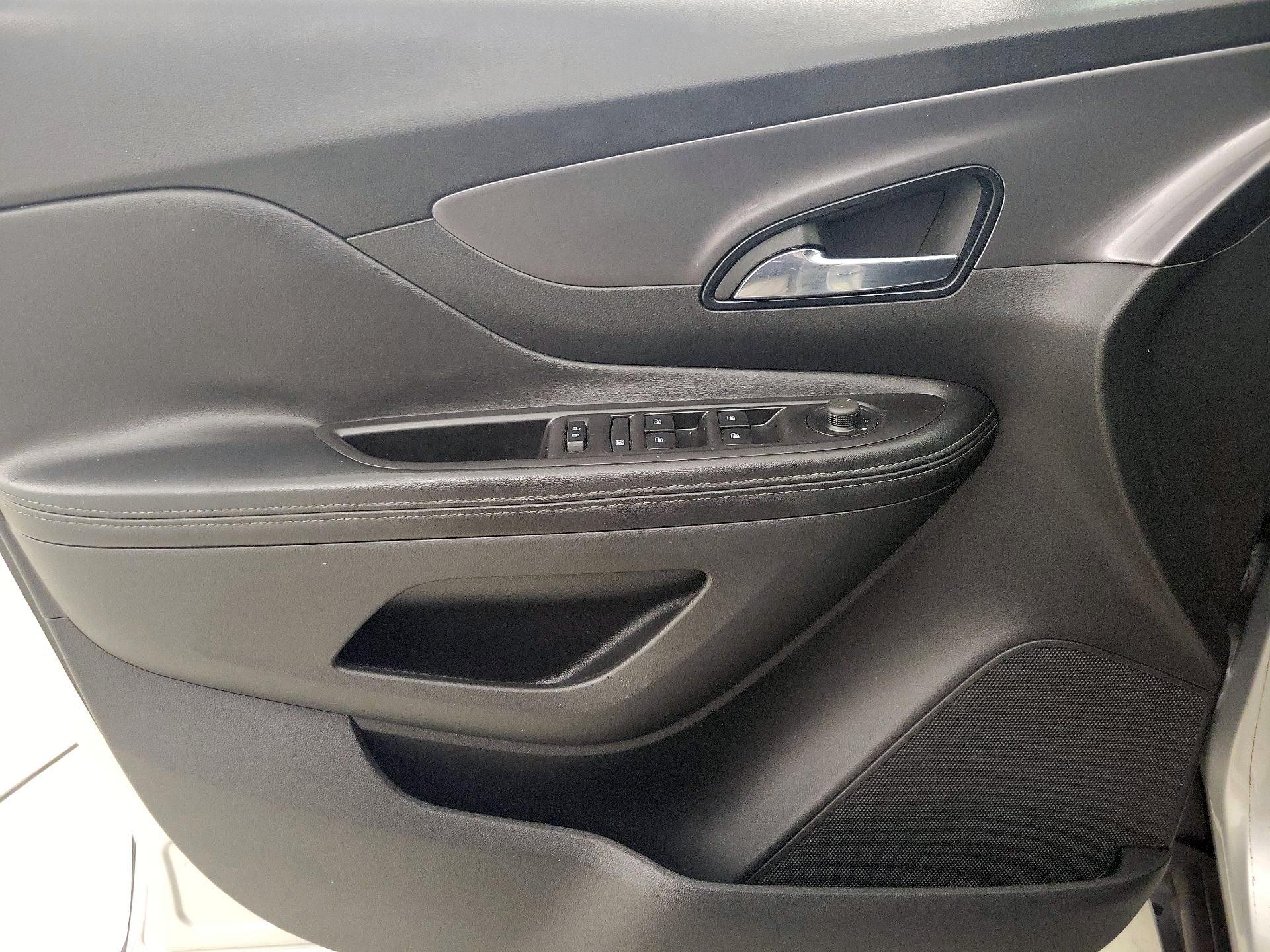 Thumbnail: 2022 Buick Encore - 12