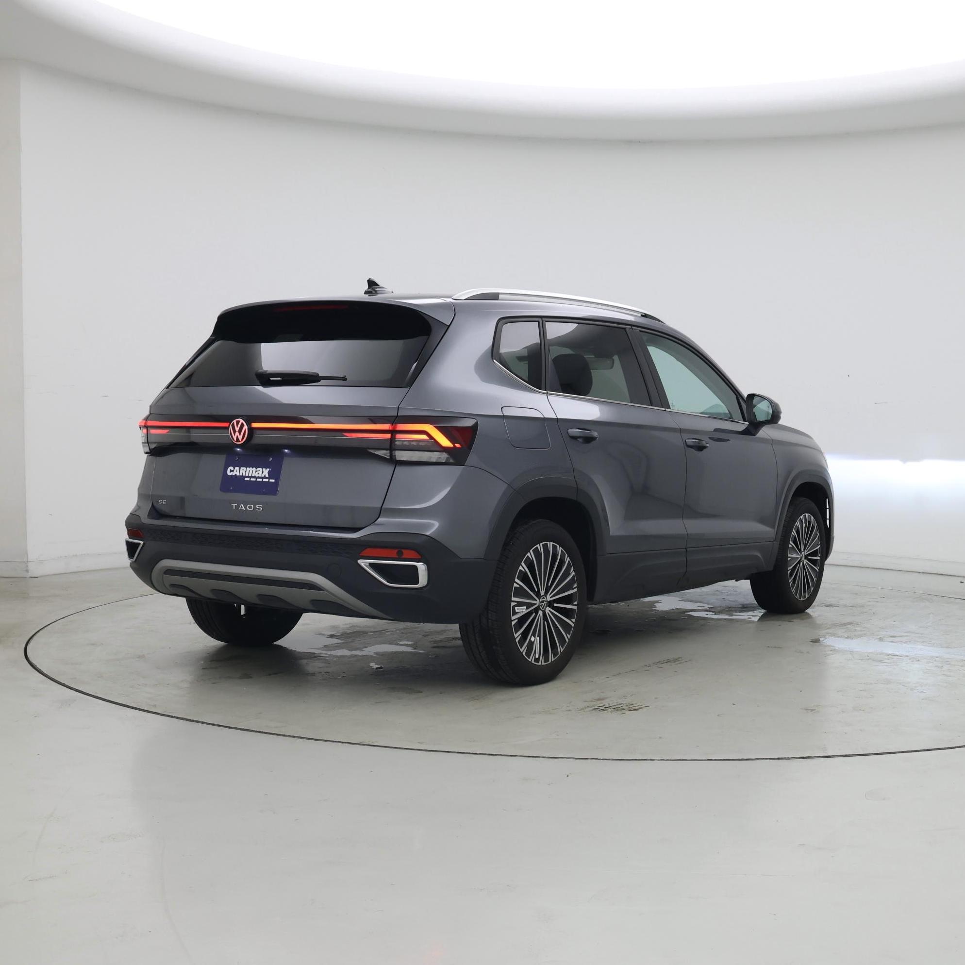 Thumbnail: 2025 Volkswagen Taos - 8