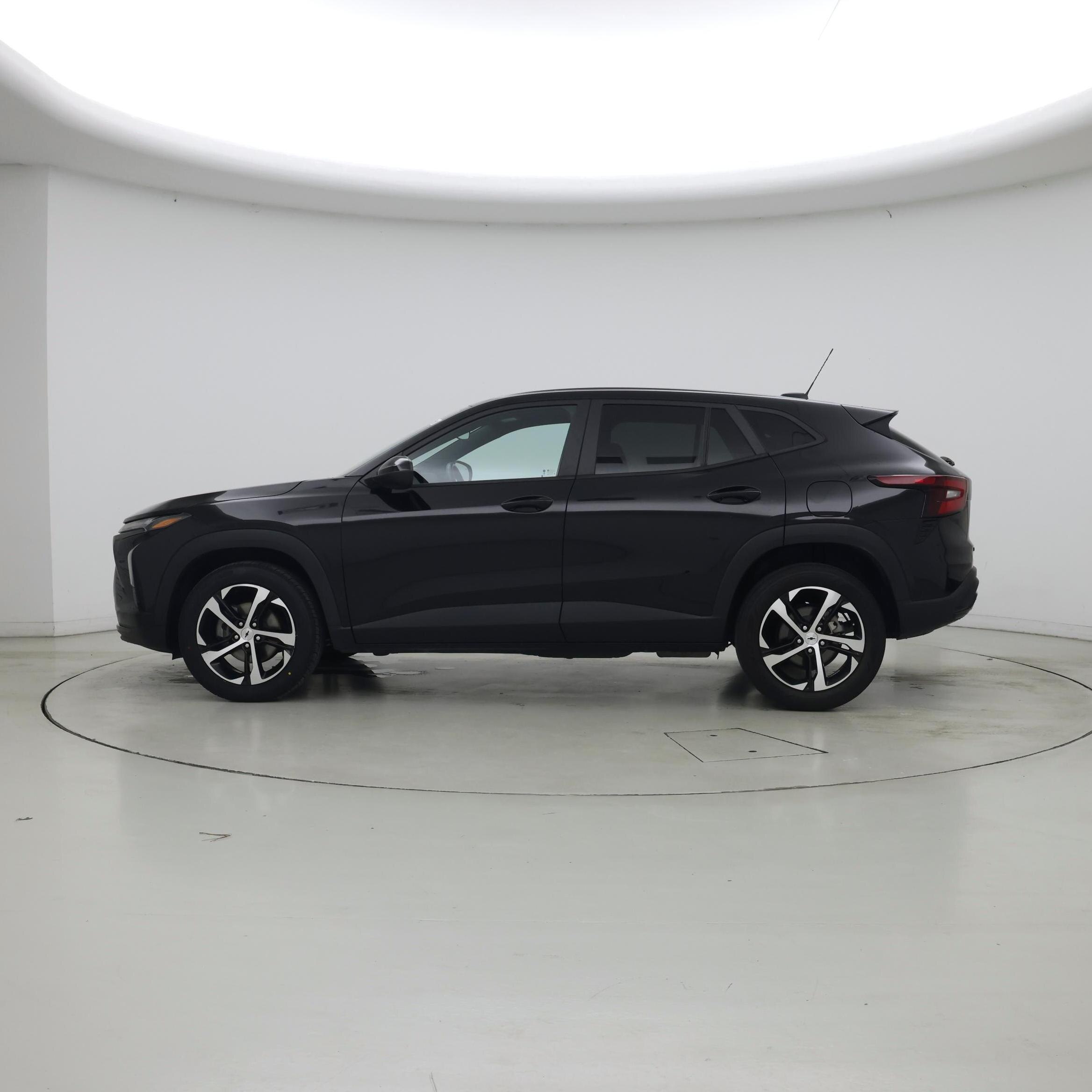 Thumbnail: 2024 Chevrolet Trax - 3