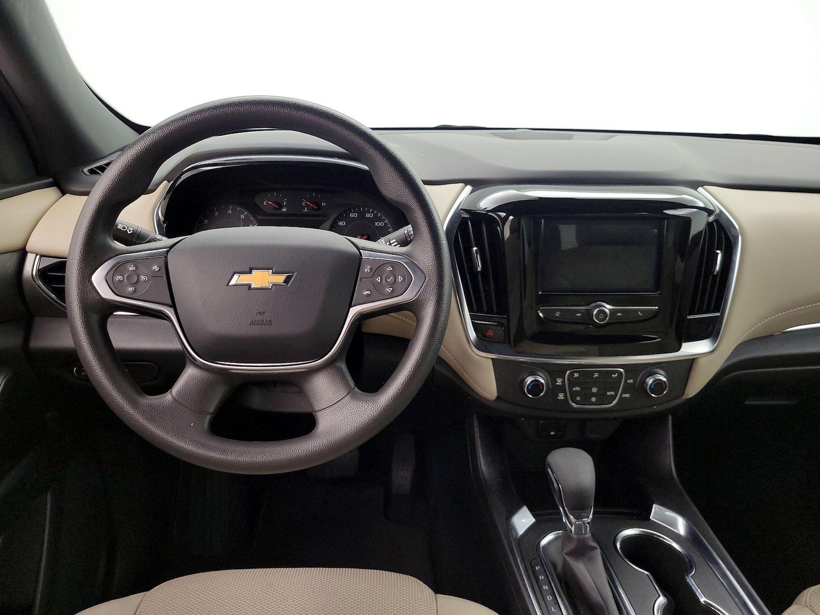 2023 Chevrolet Traverse LS - Photo 11