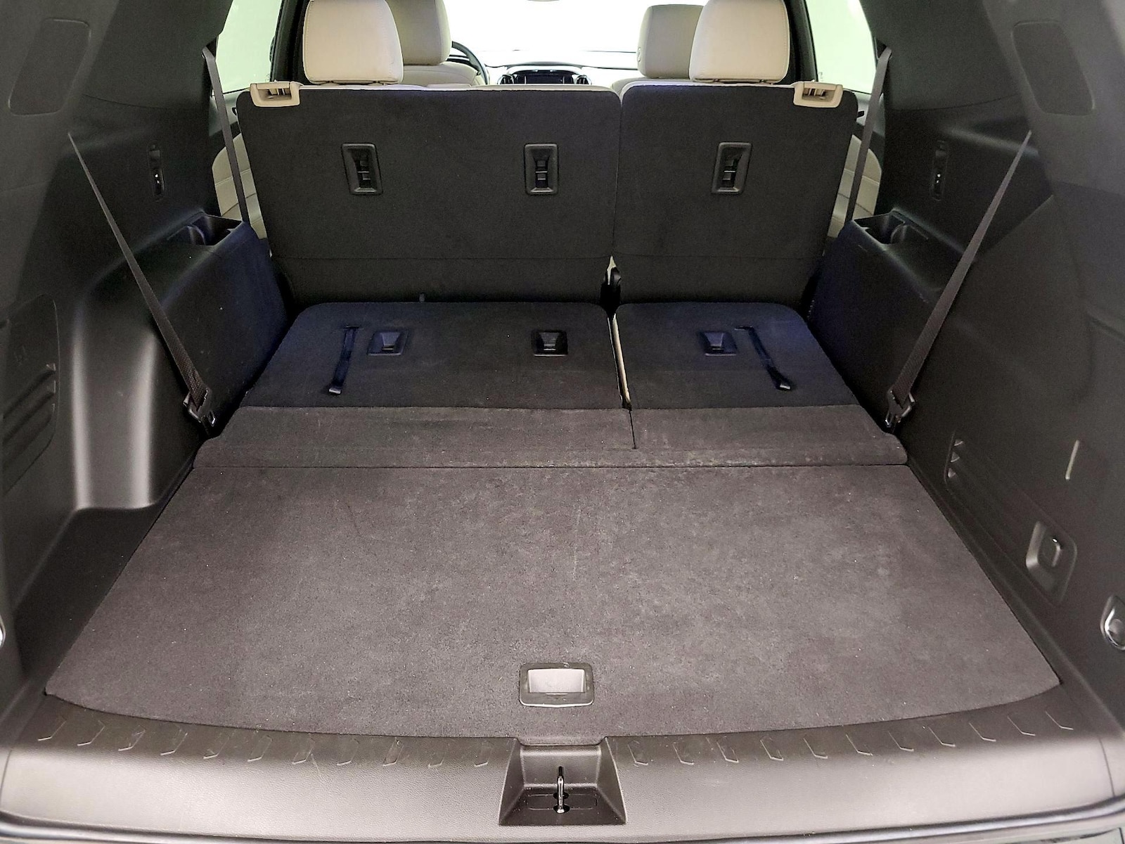 2023 Chevrolet Traverse LS - Photo 23