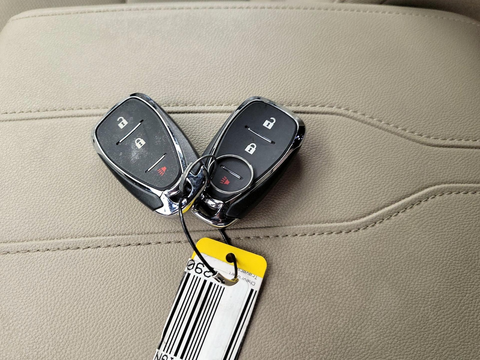 2023 Chevrolet Traverse LS - Photo 25