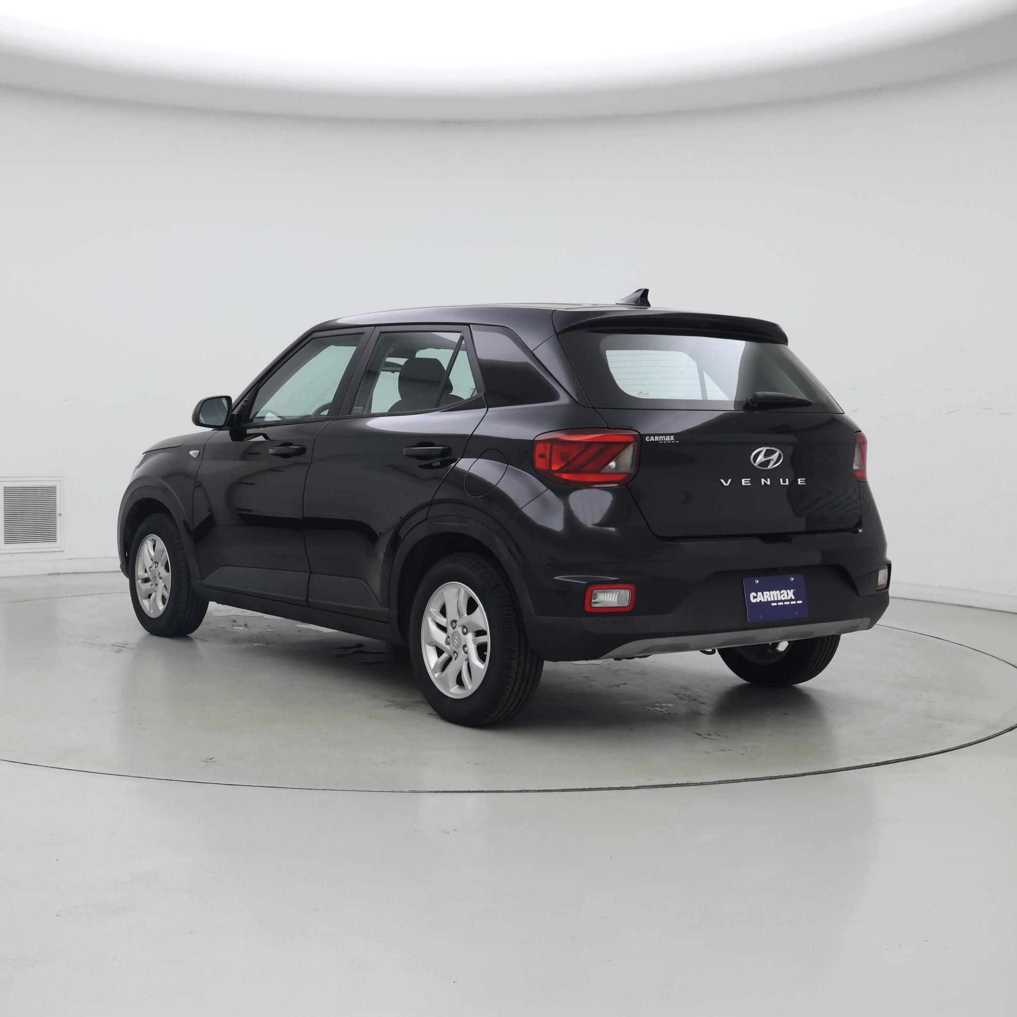 Thumbnail: 2022 Hyundai Venue - 2