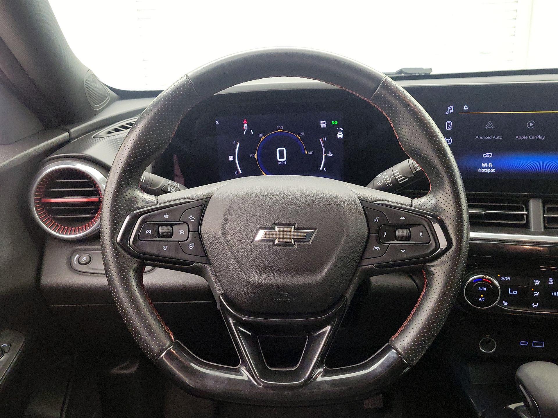 Thumbnail: 2024 Chevrolet Trax - 10
