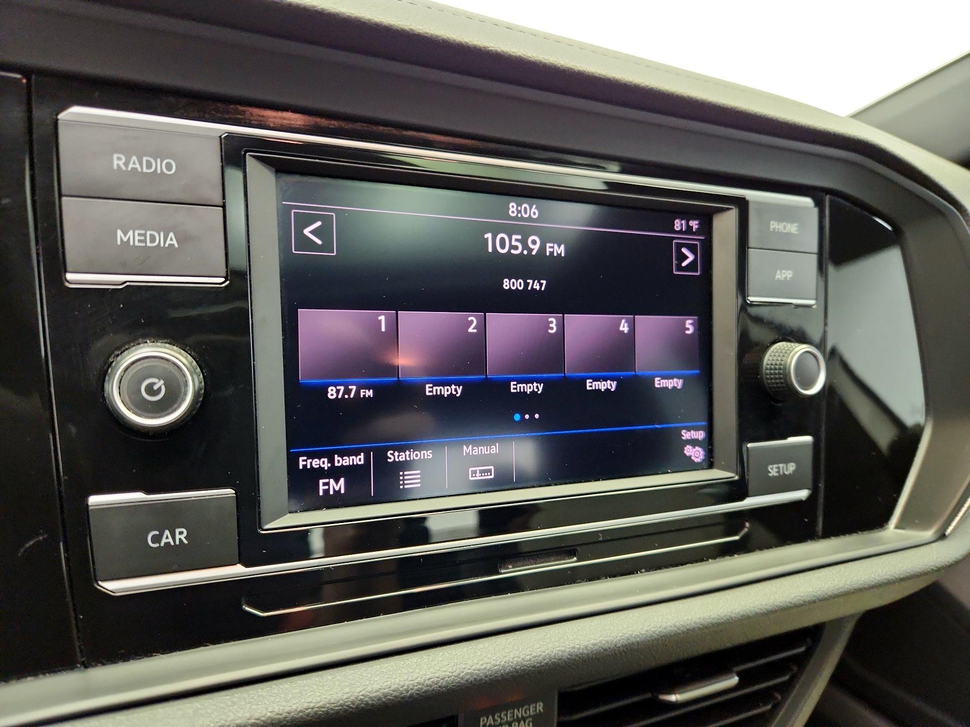 Thumbnail: 2019 Volkswagen Jetta - 15