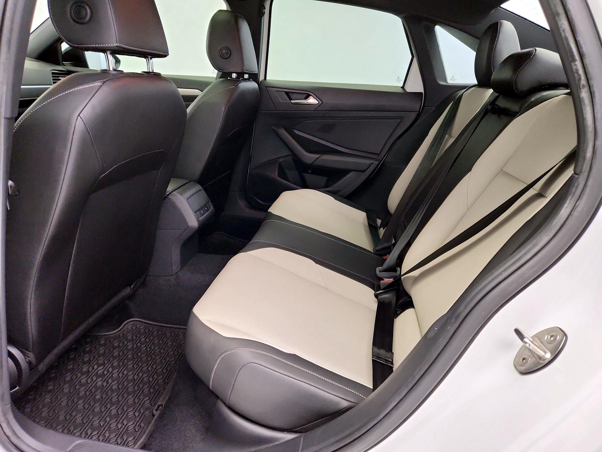 Thumbnail: 2019 Volkswagen Jetta - 20