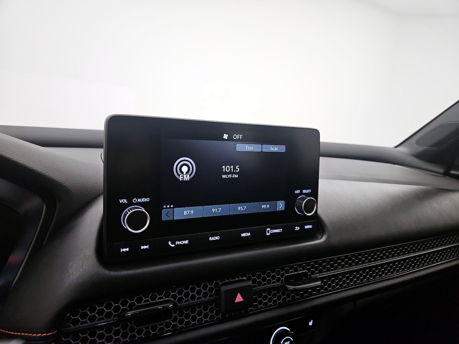 2024 Honda HR-V Sport - Photo 16
