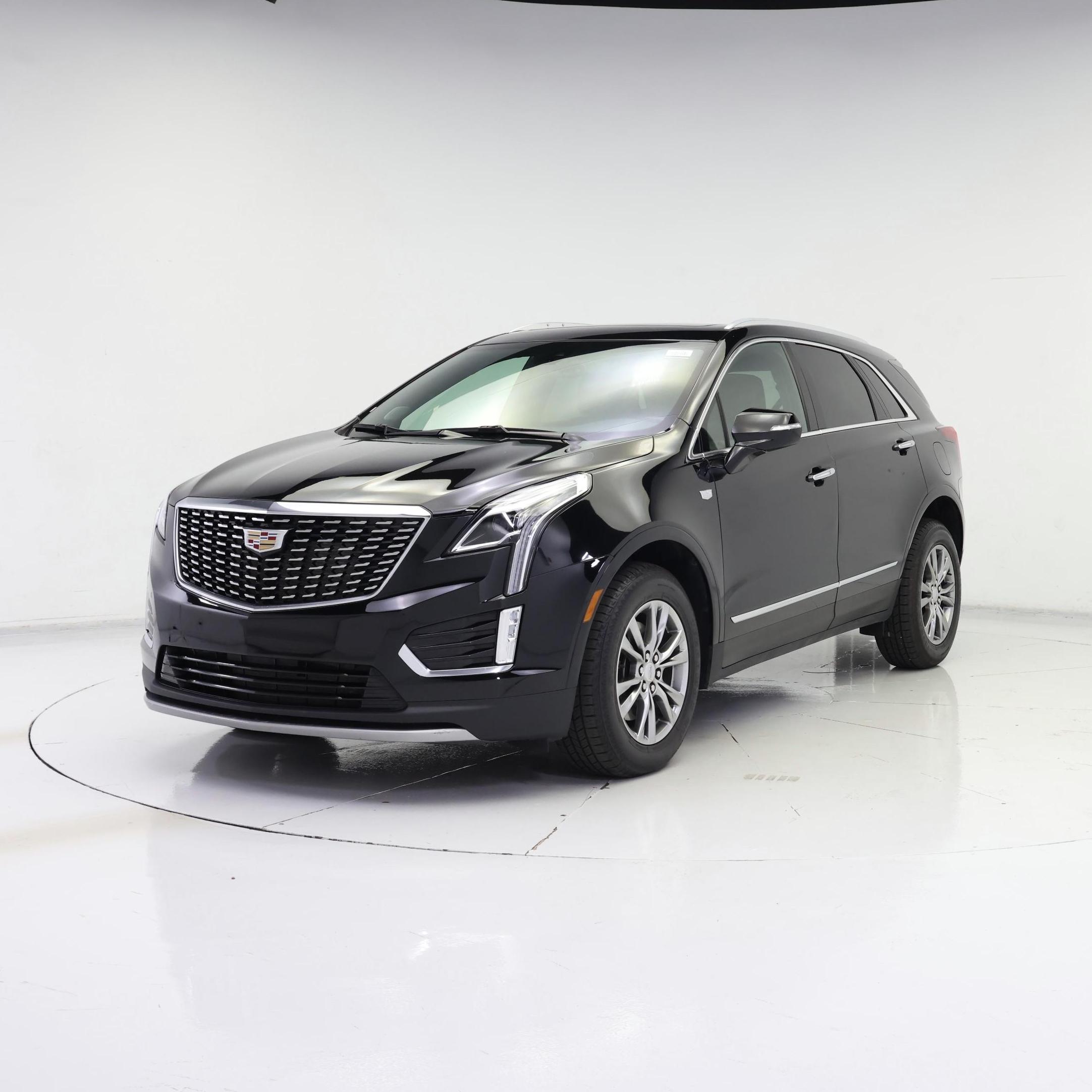 Thumbnail: 2023 Cadillac XT5 - 4