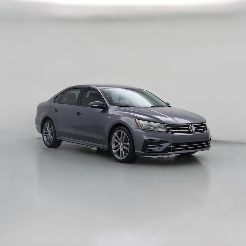 2018 Volkswagen Passat R-Line