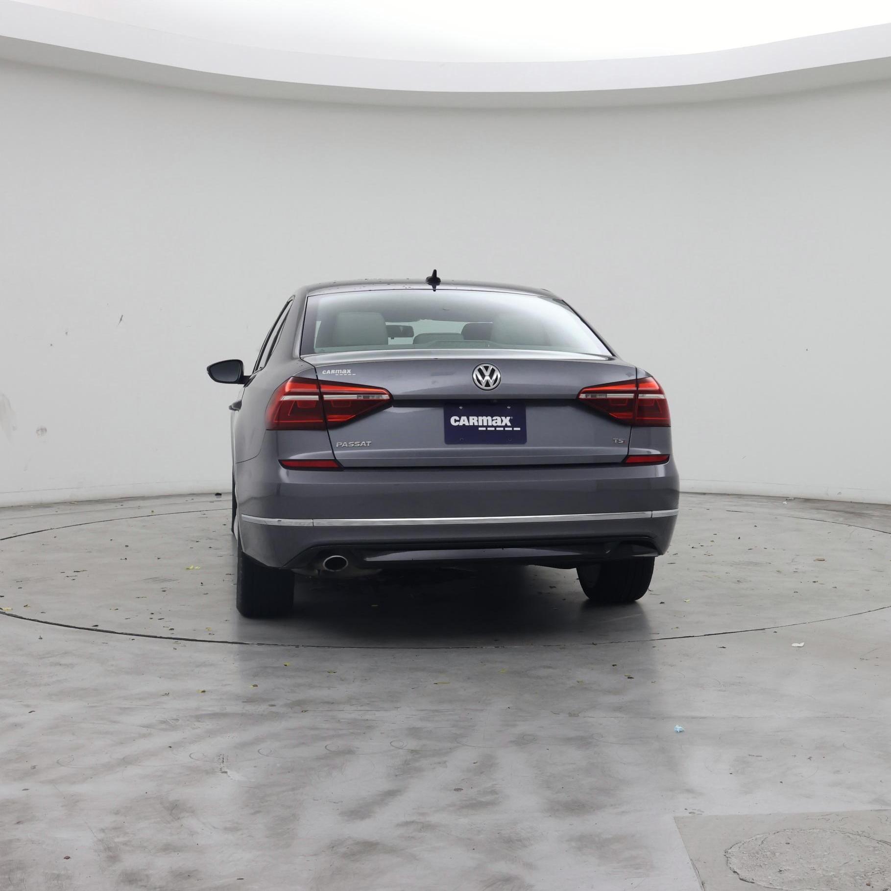 Thumbnail: 2018 Volkswagen Passat - 6