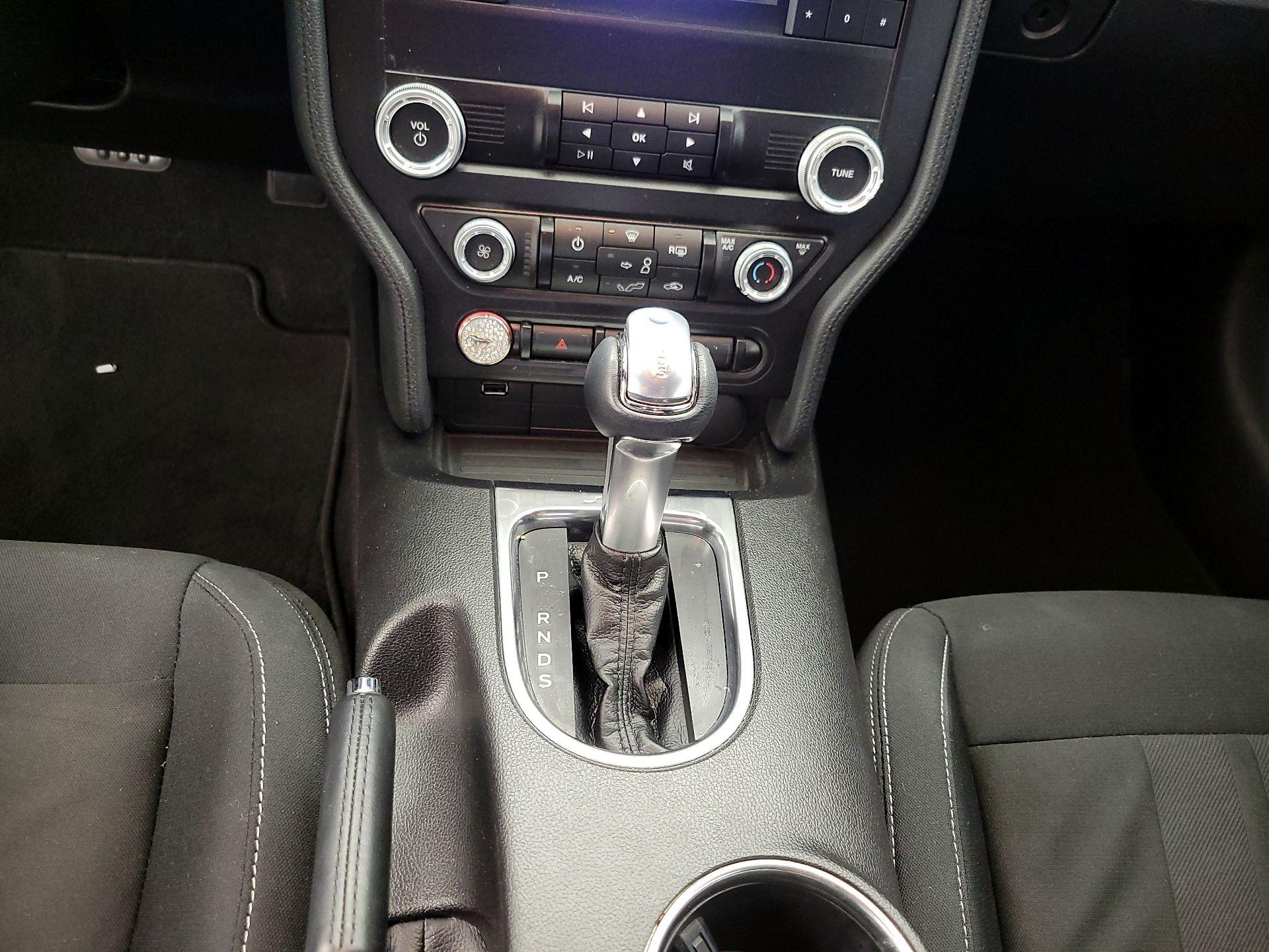 Thumbnail: 2019 Ford Mustang - 17