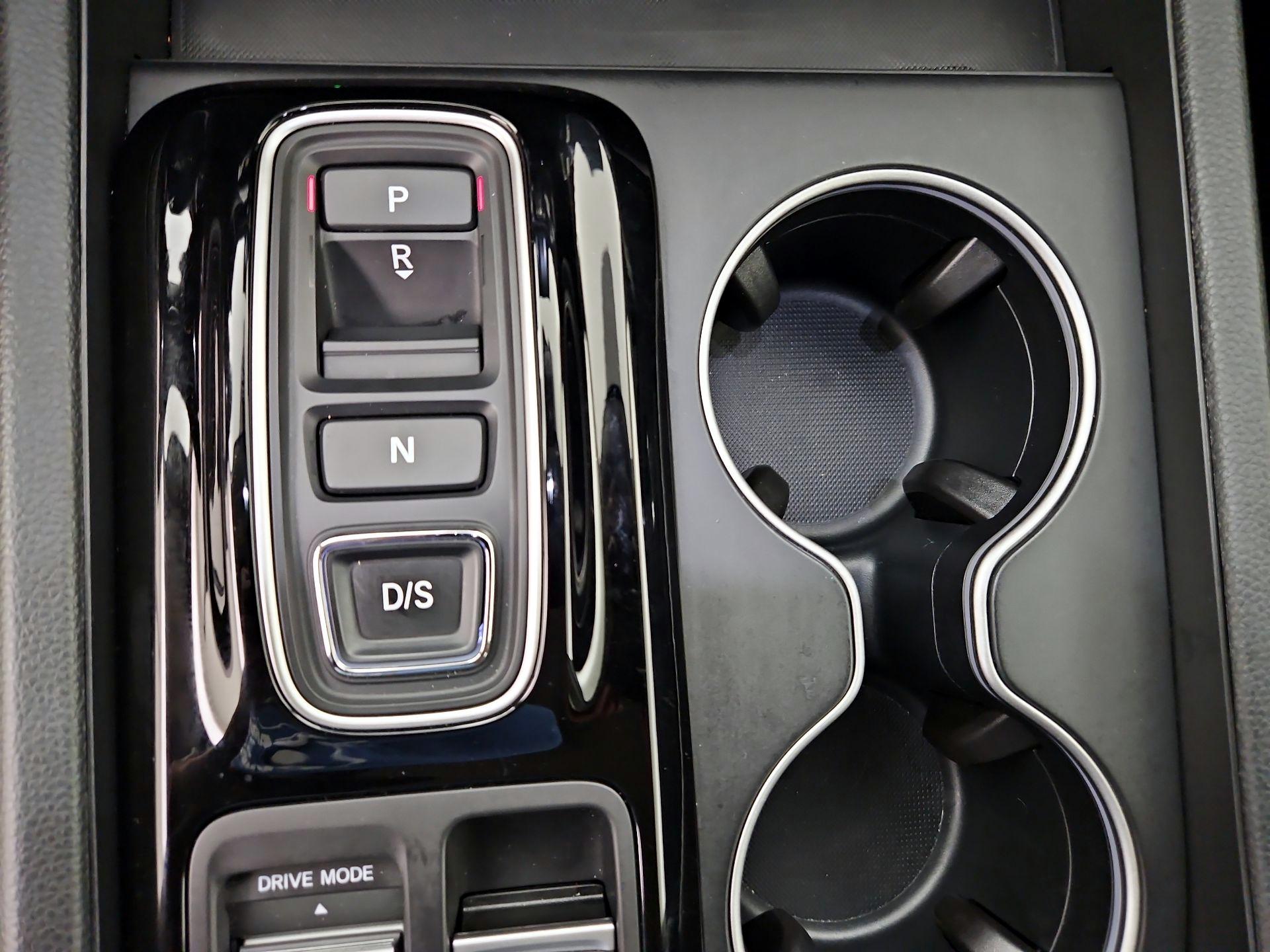 Thumbnail: 2024 Honda Pilot - 18