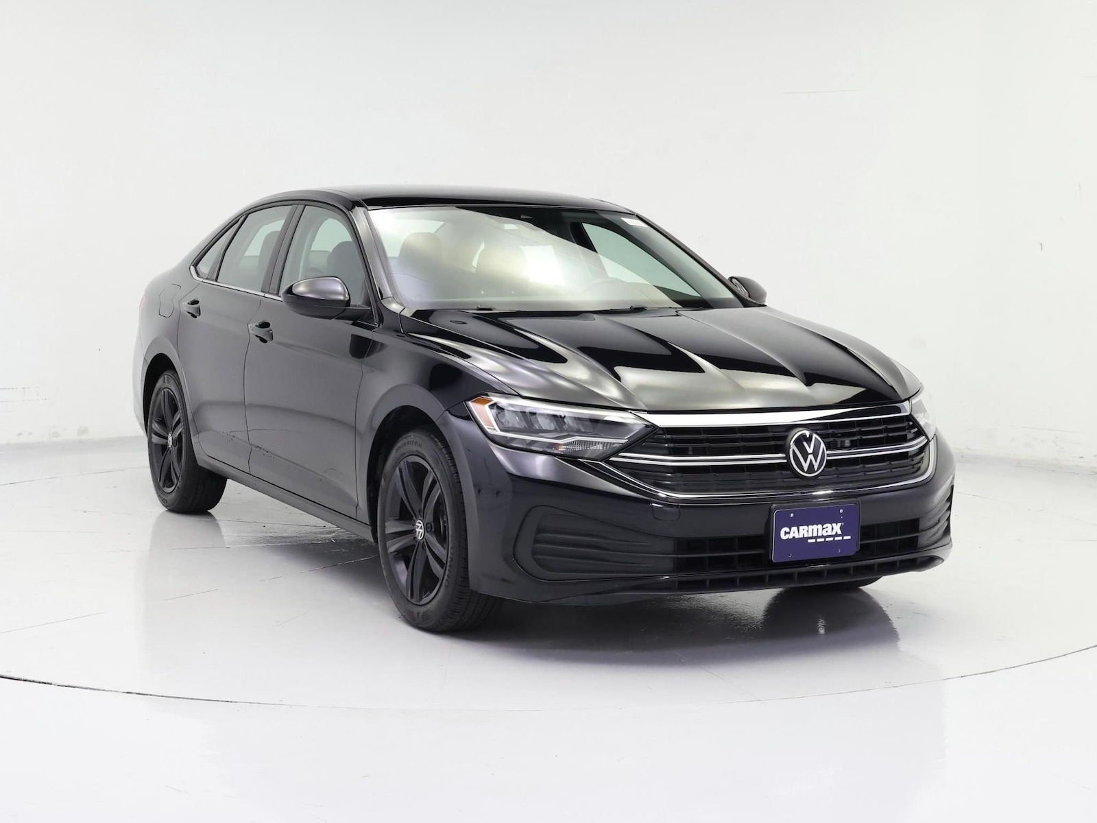 2024 Volkswagen Jetta SE - Photo 2