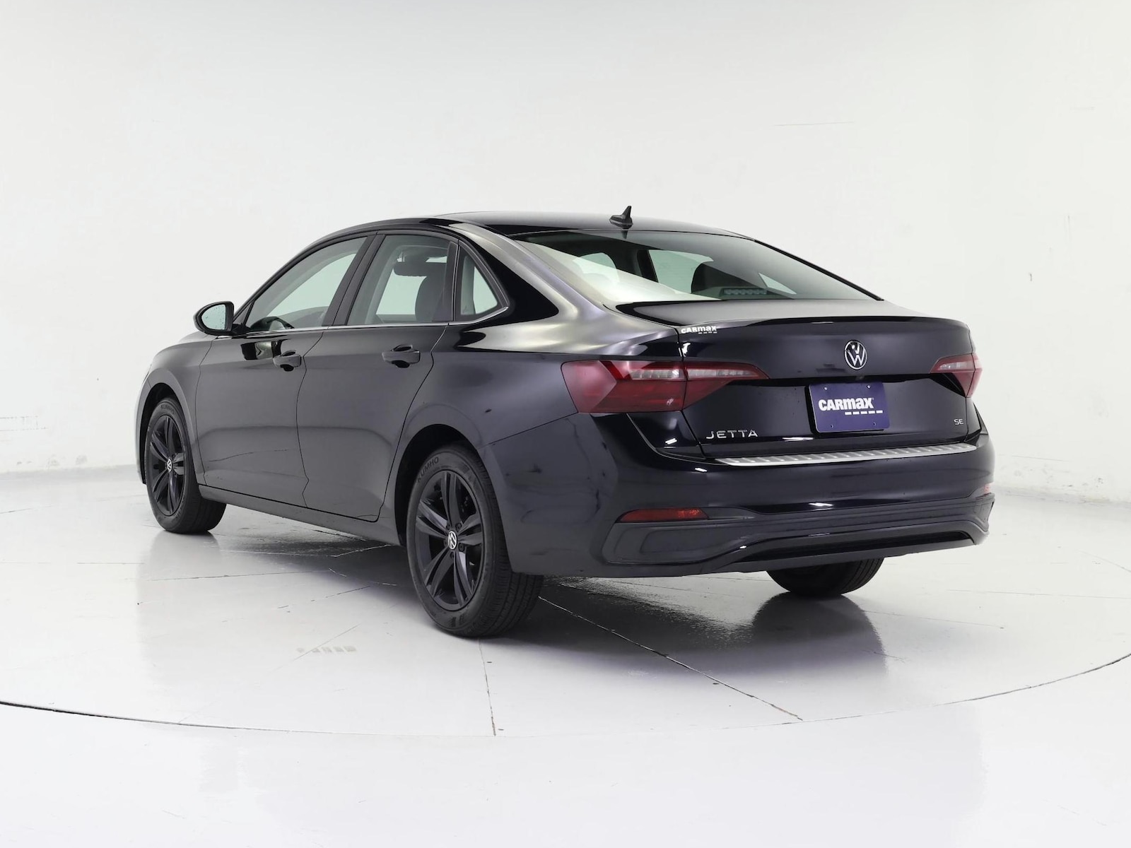2024 Volkswagen Jetta SE - Photo 3
