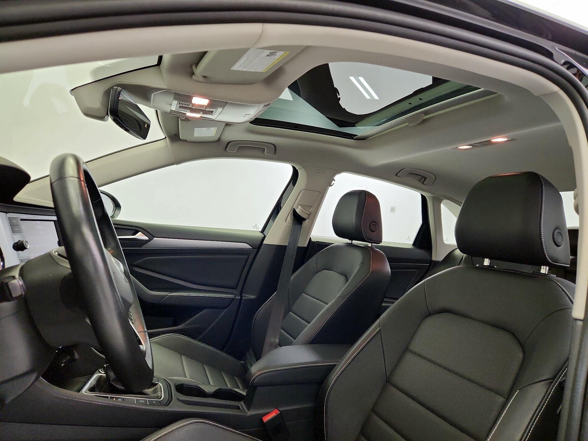 Thumbnail: 2024 Volkswagen Jetta - 19