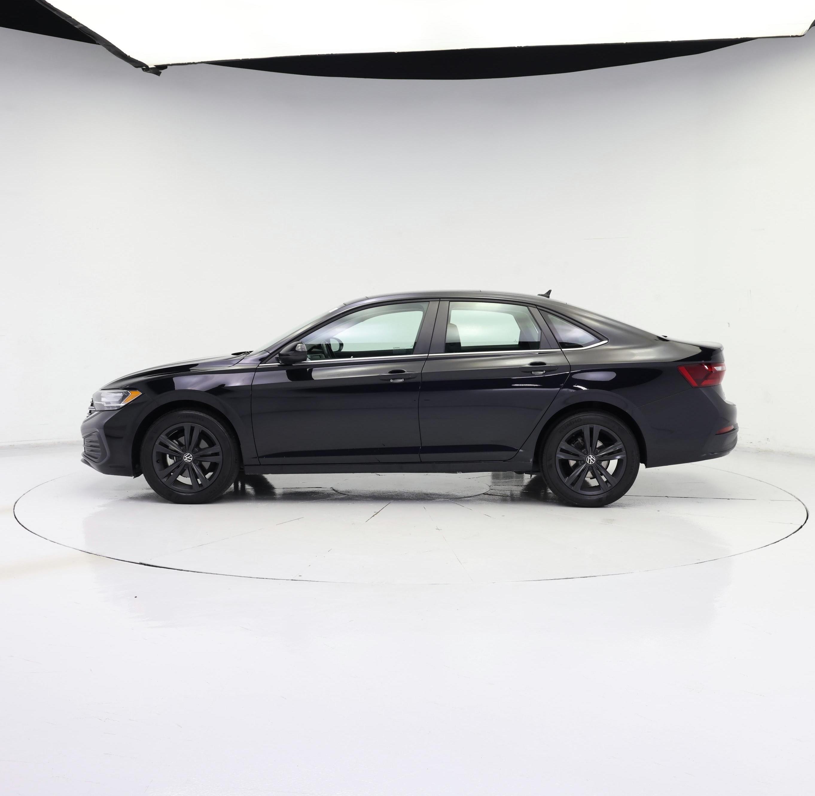 Thumbnail: 2024 Volkswagen Jetta - 3