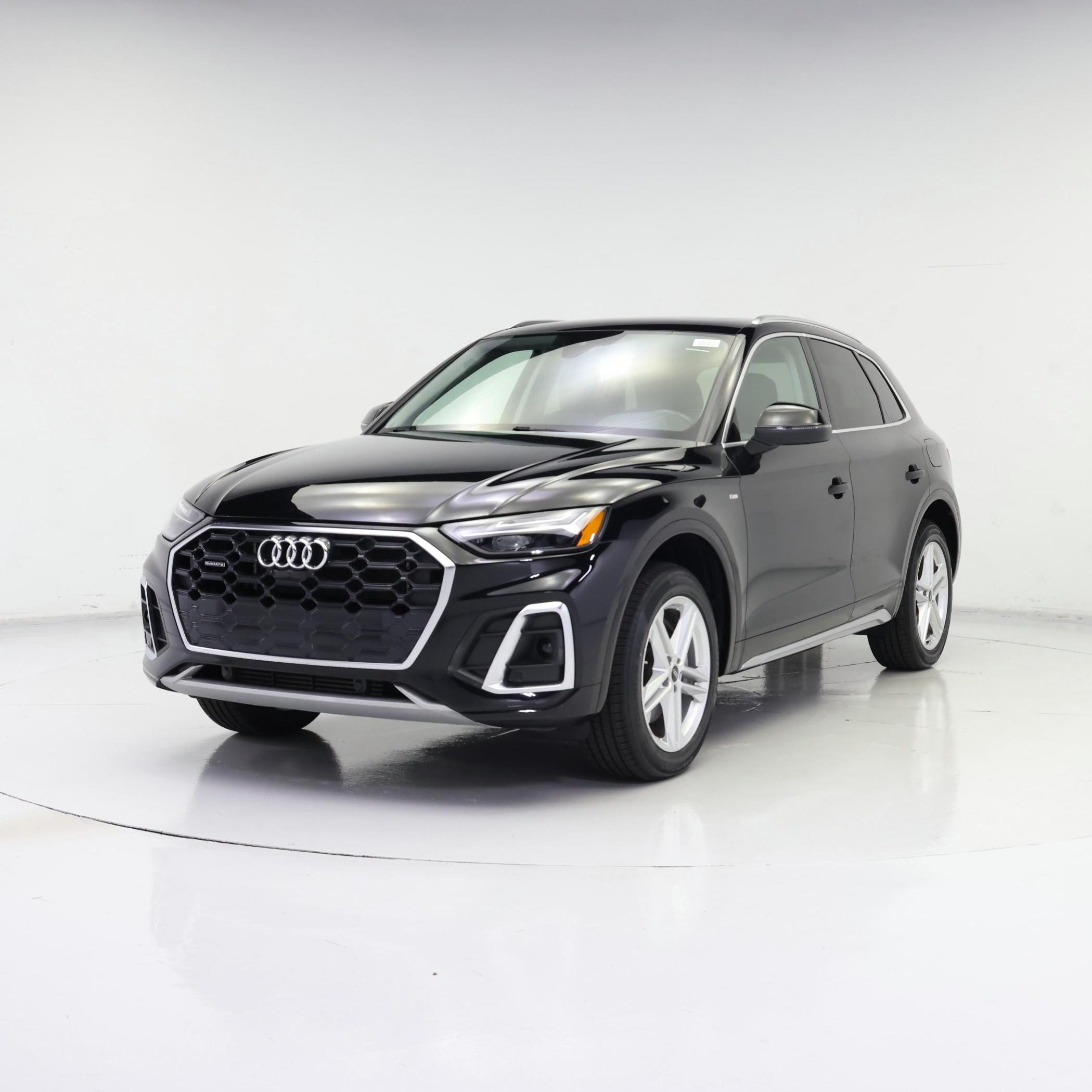 Thumbnail: 2021 Audi Q5 - 4