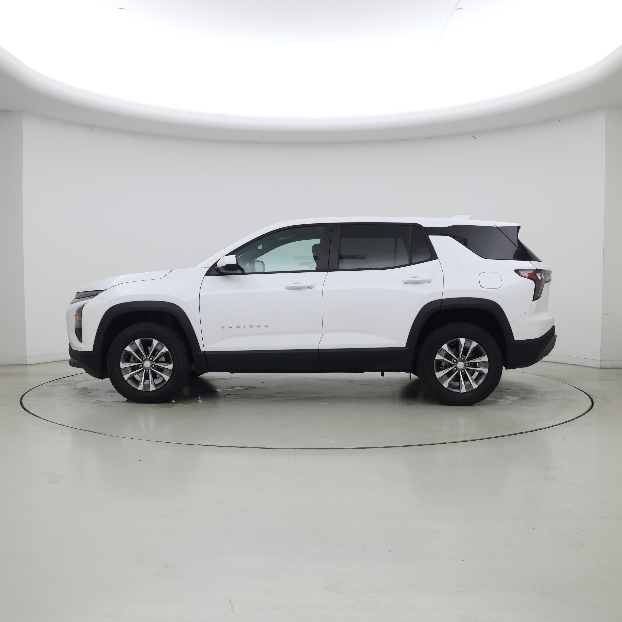 Thumbnail: 2026 Chevrolet Equinox - 3