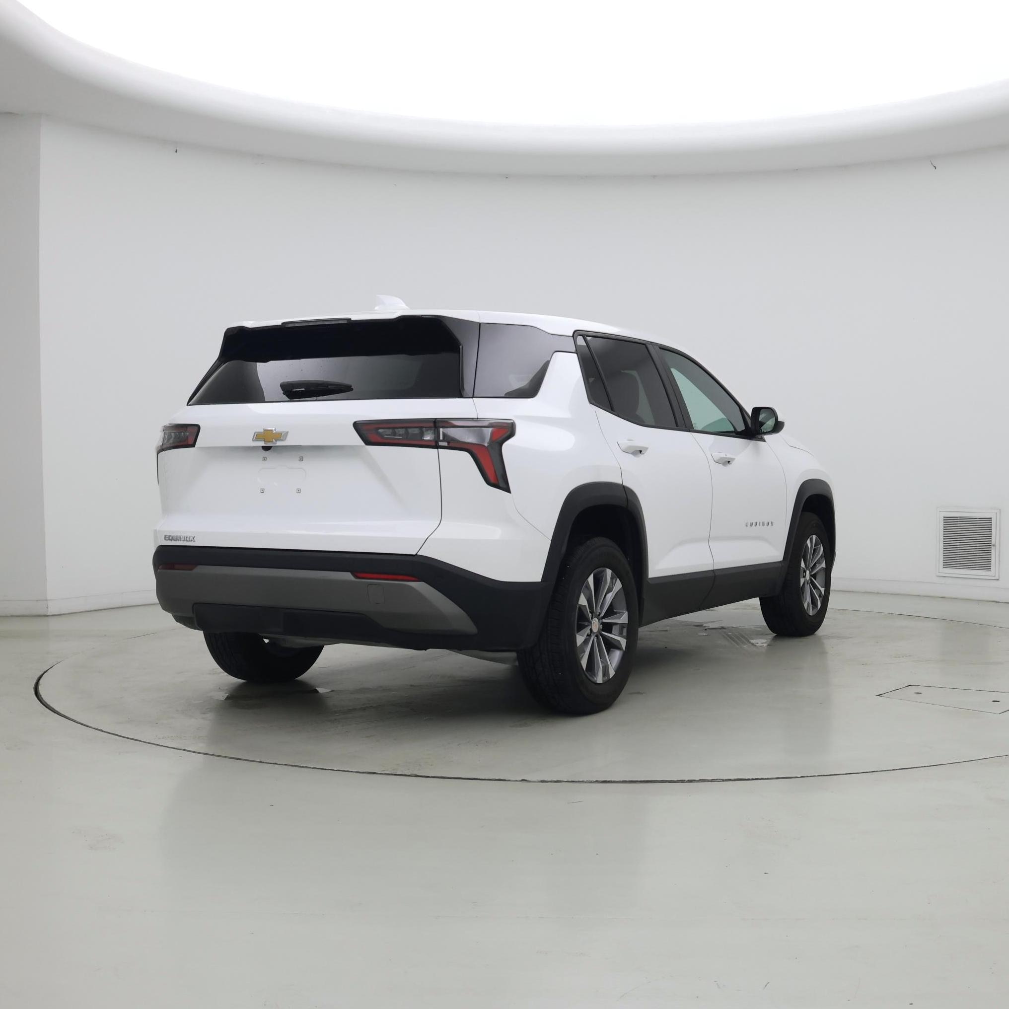 Thumbnail: 2026 Chevrolet Equinox - 8