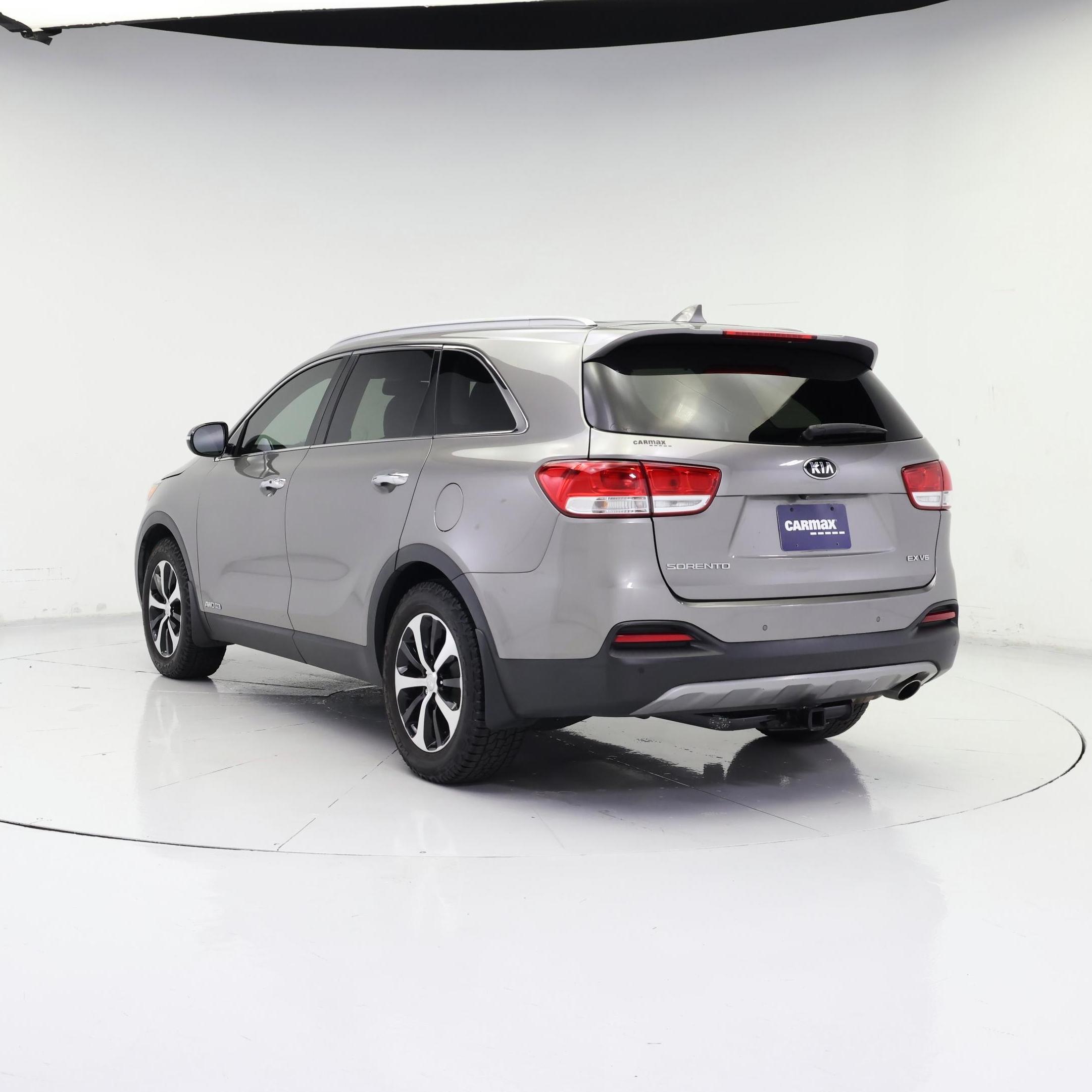 Thumbnail: 2017 Kia Sorento - 2