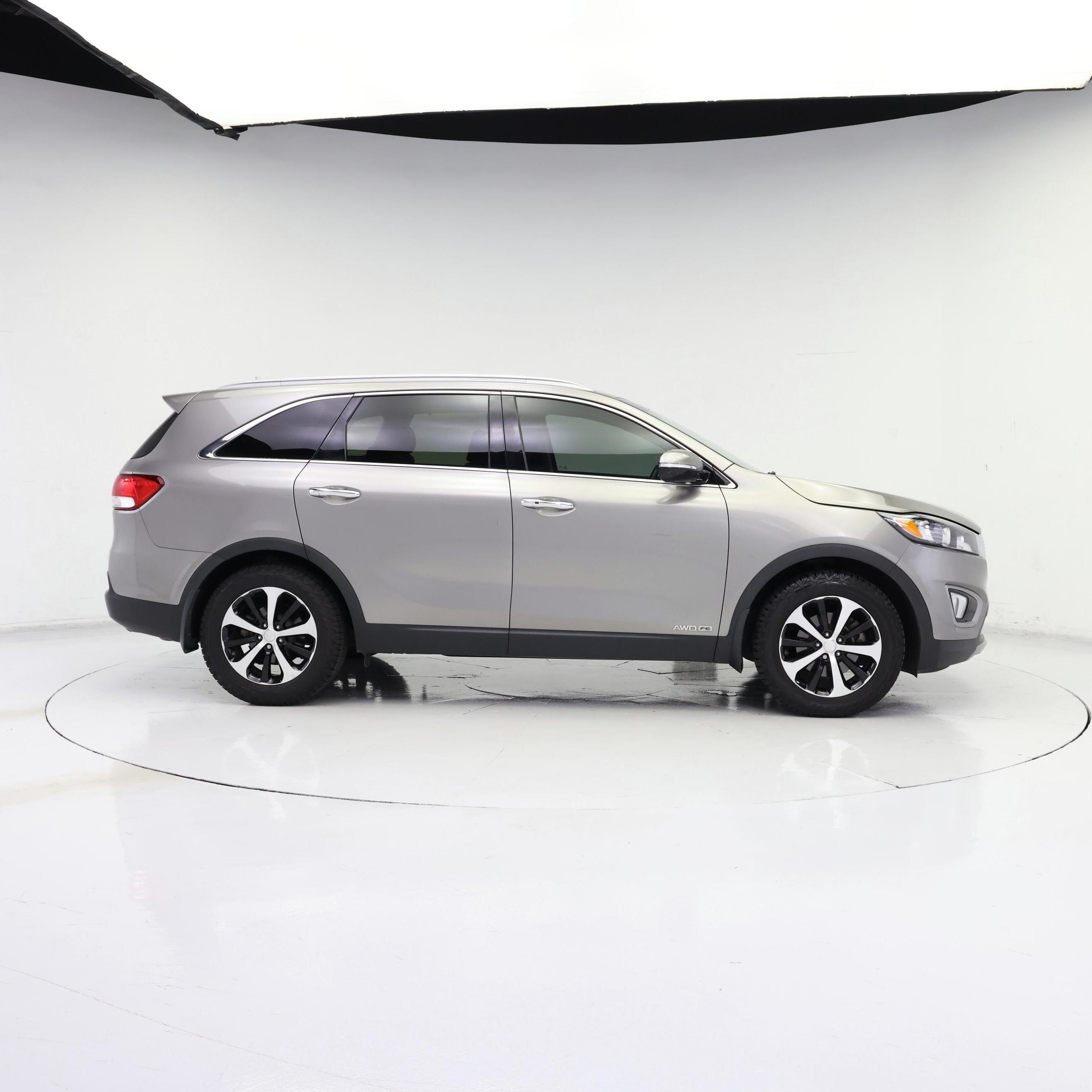 Thumbnail: 2017 Kia Sorento - 7