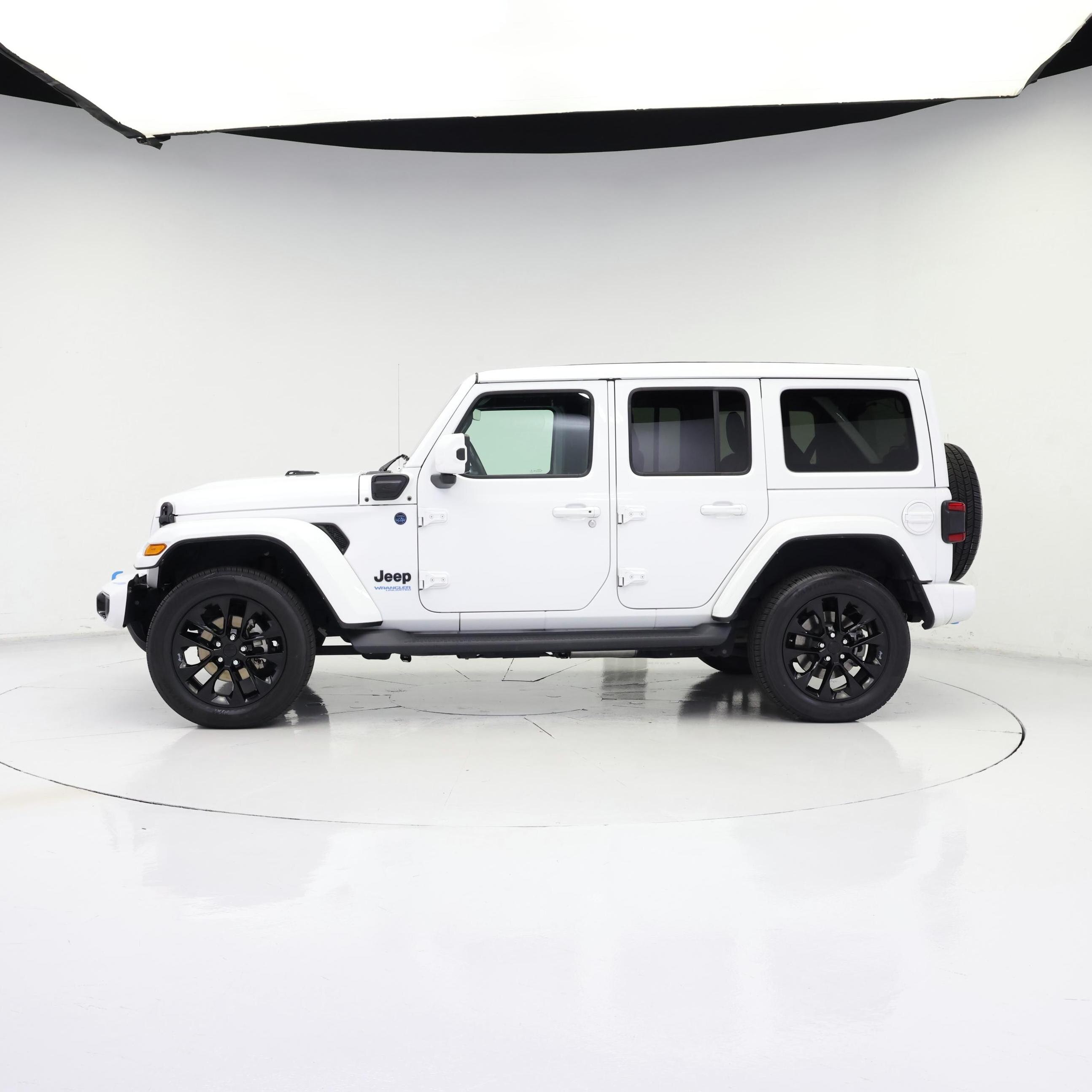 Thumbnail: 2021 Jeep Wrangler - 3