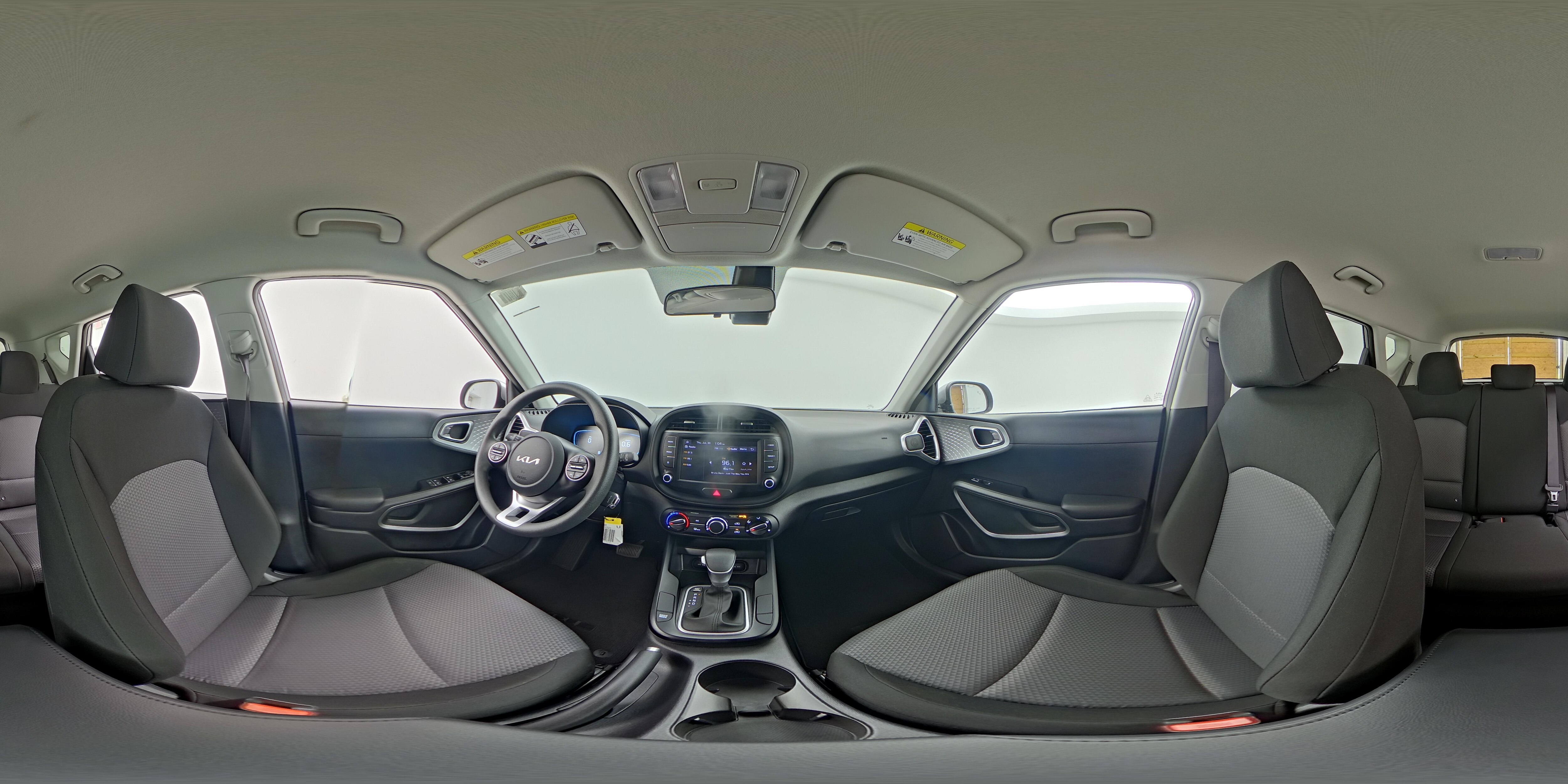 2025 Kia Soul LX - Photo 24