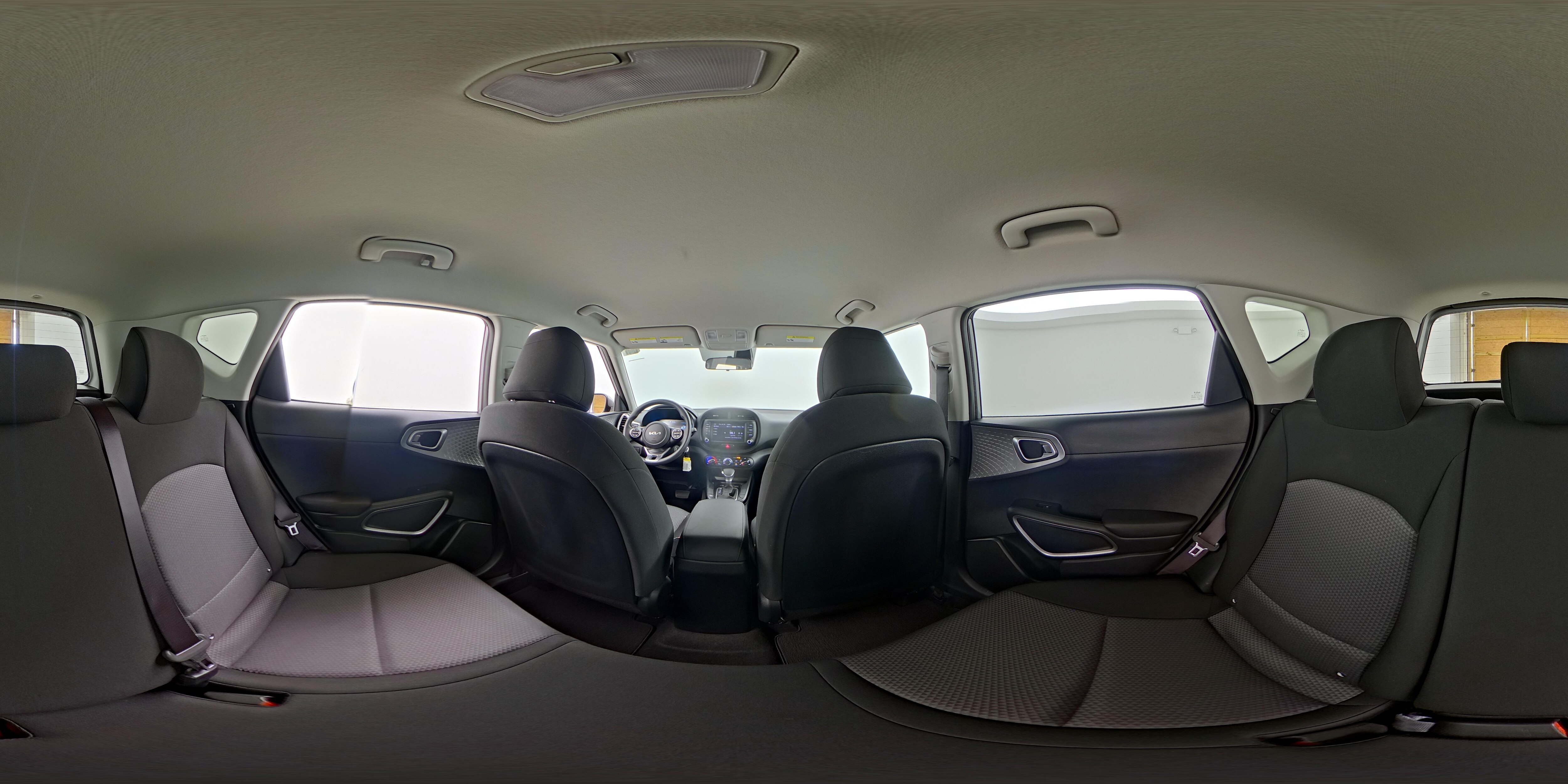 2025 Kia Soul LX - Photo 25