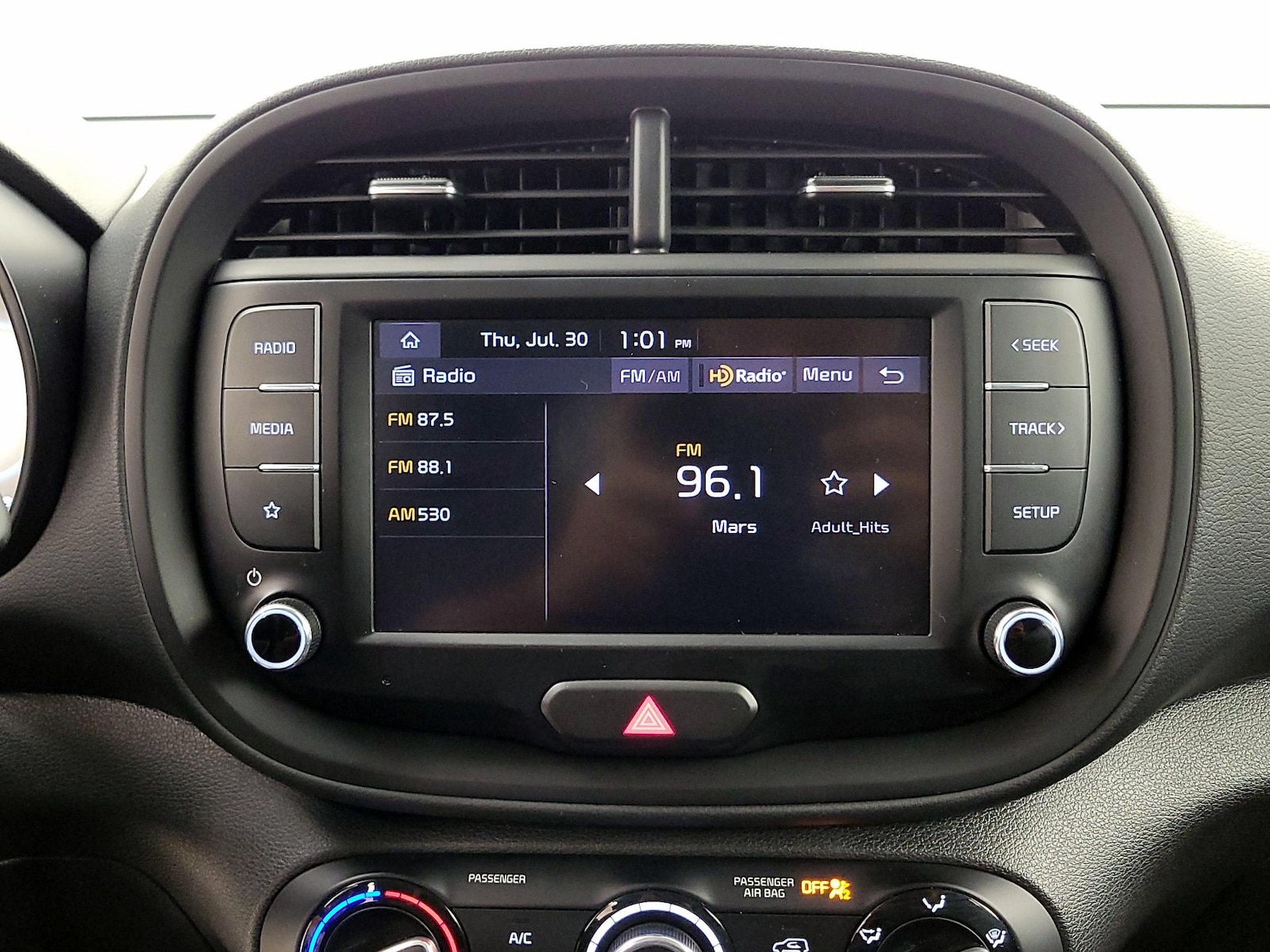 2025 Kia Soul LX - Photo 16