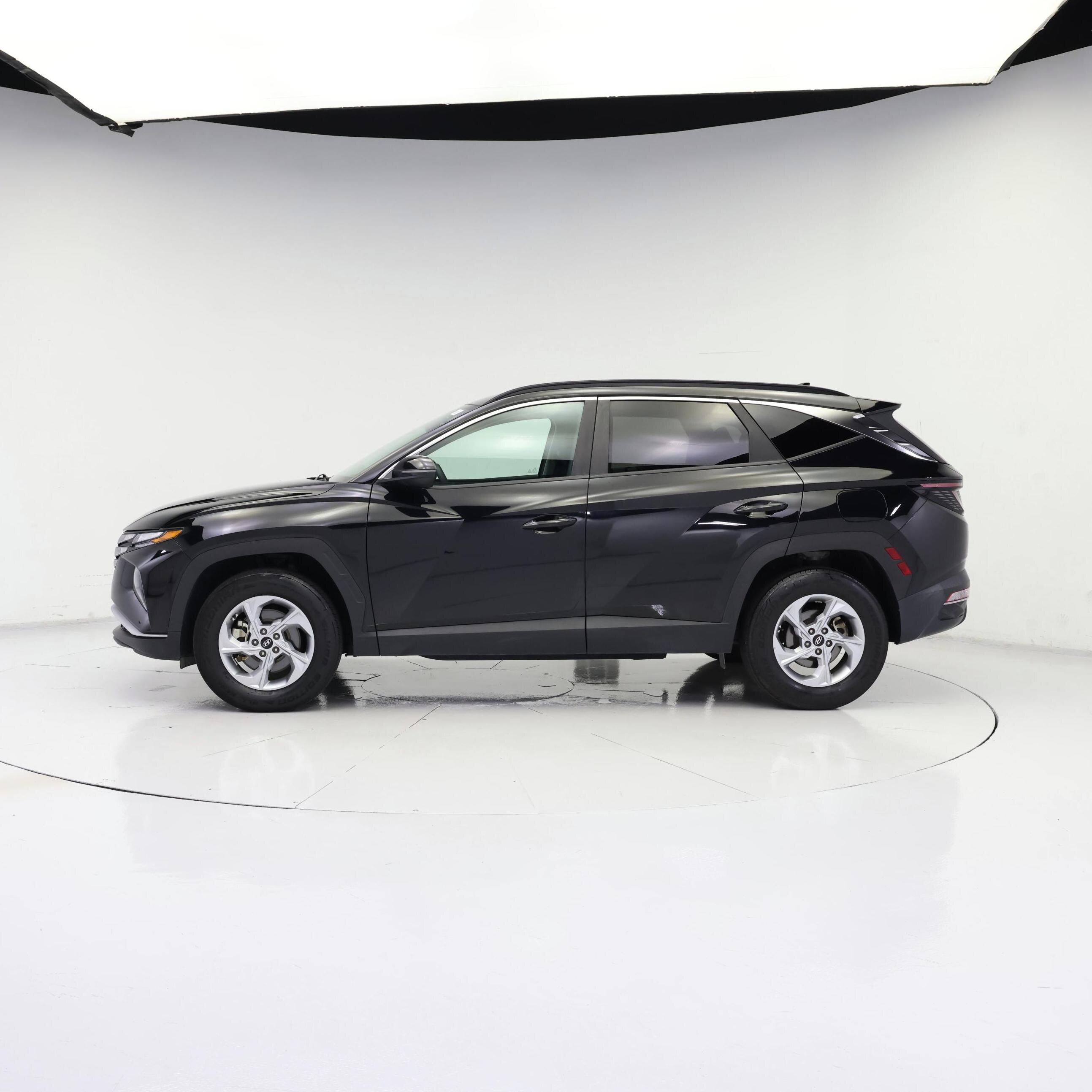 Thumbnail: 2022 Hyundai Tucson - 3
