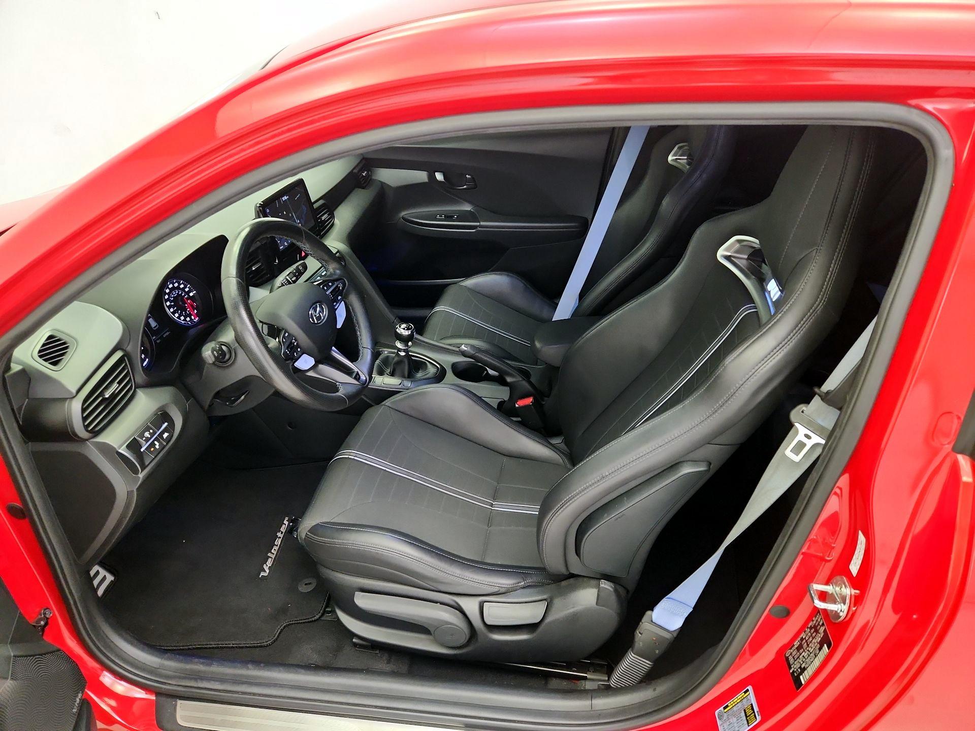Thumbnail: 2022 Hyundai Veloster - 11