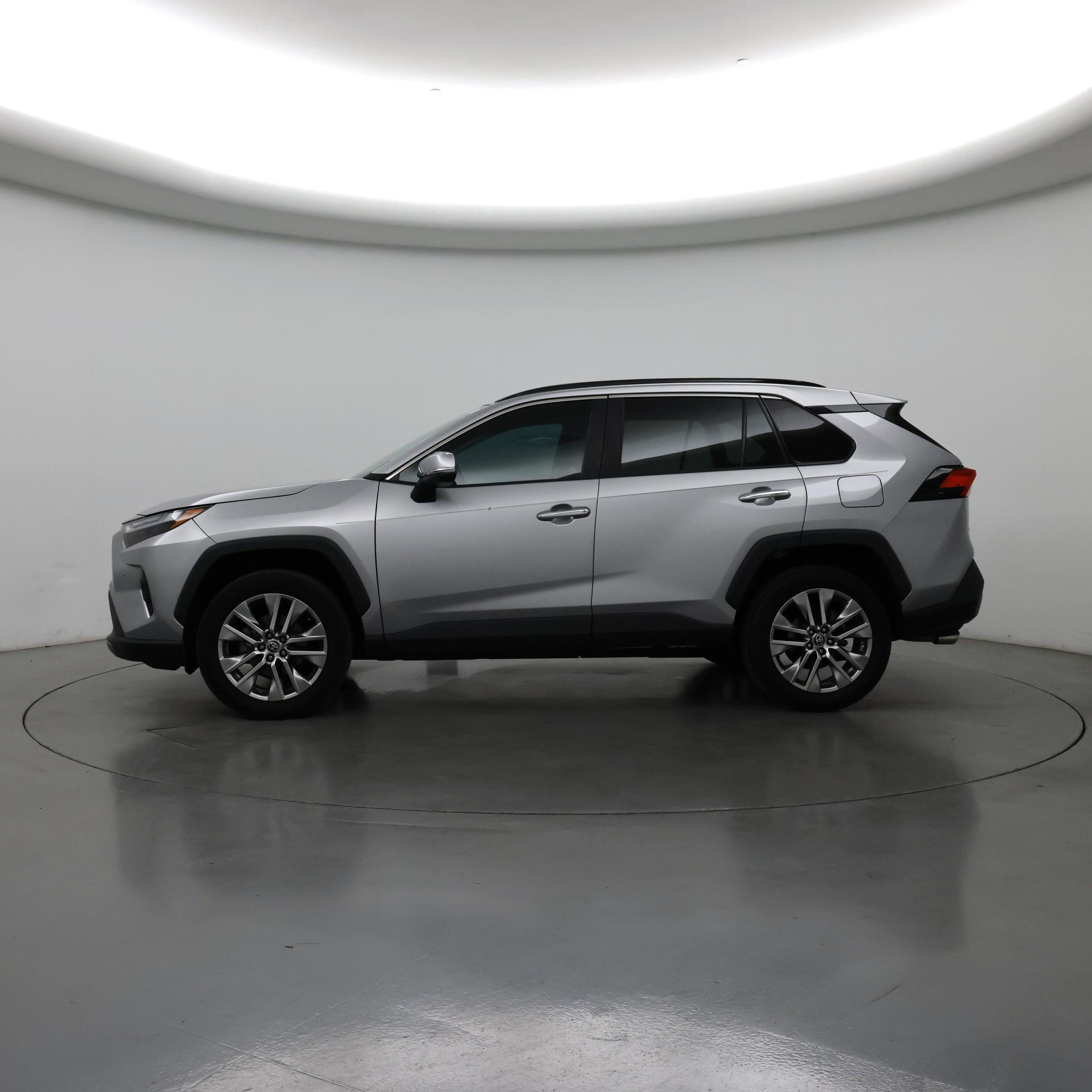 Thumbnail: 2024 Toyota RAV4 - 3