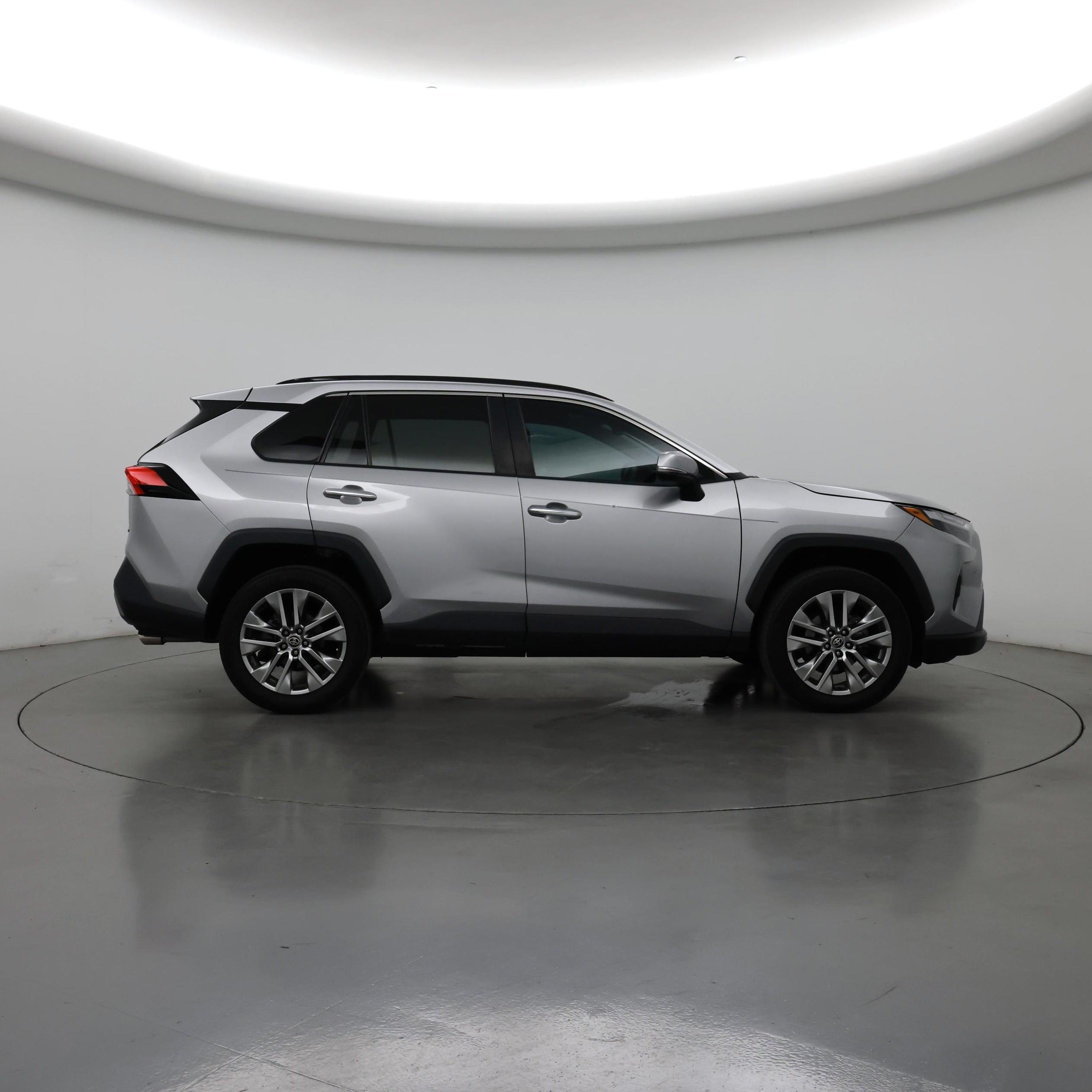 Thumbnail: 2024 Toyota RAV4 - 7